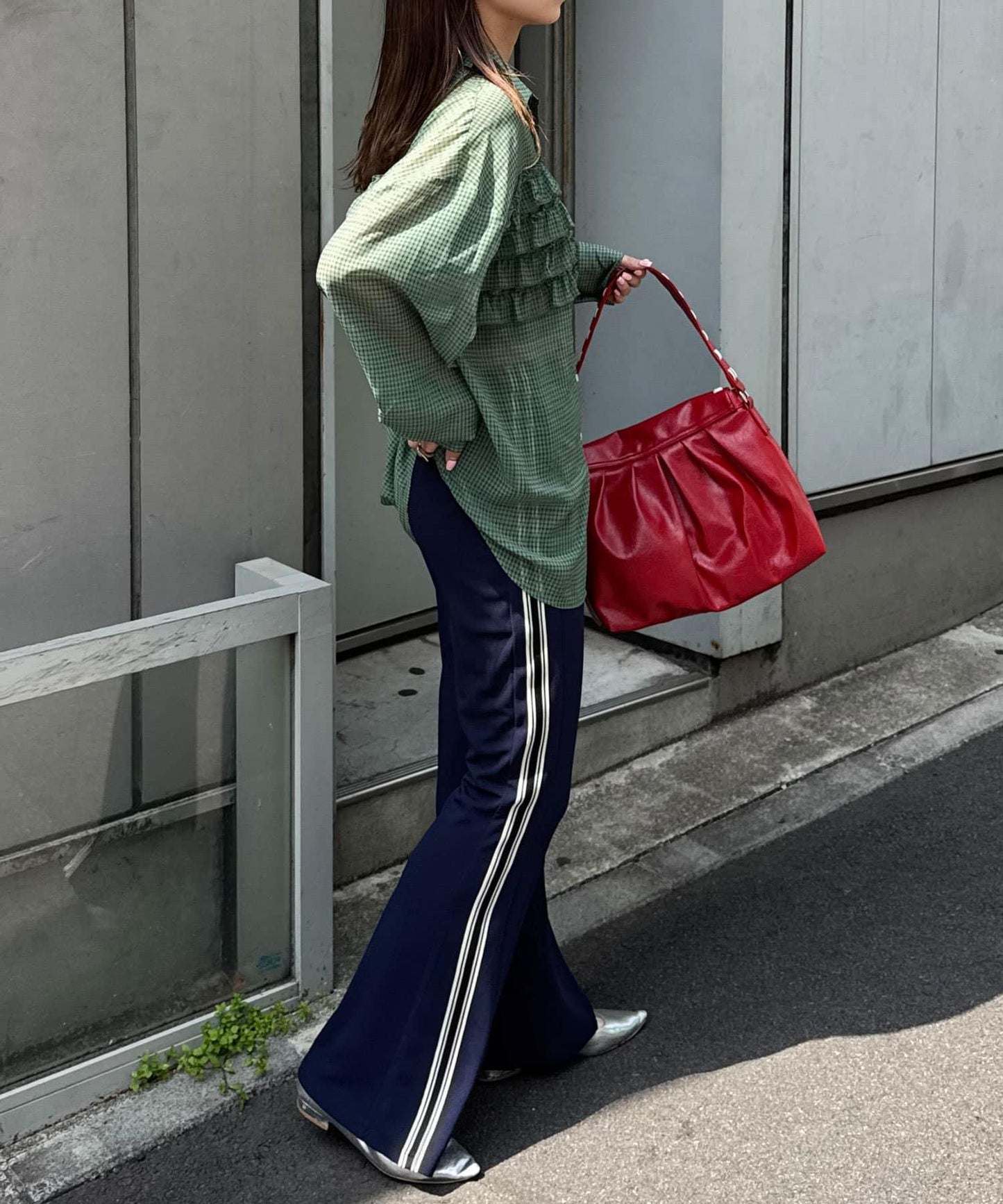 荷葉邊拼接上衣