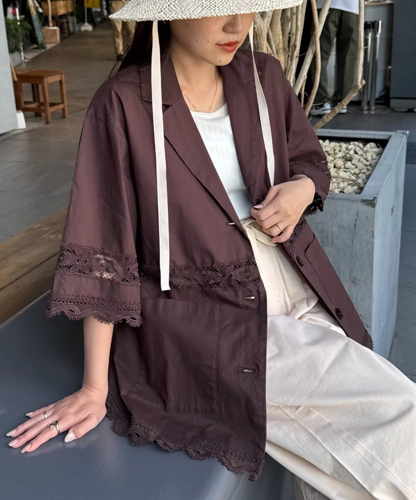 切替蕾絲鑲邊五分袖夾克