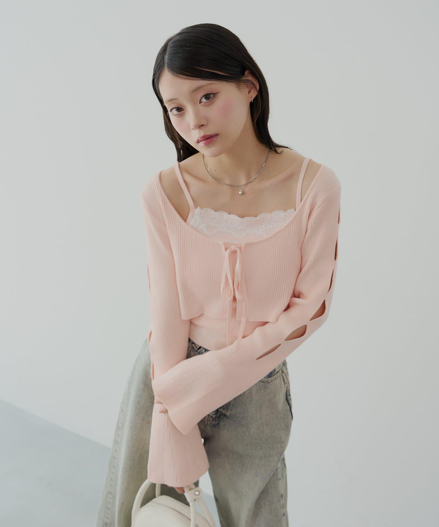 【Chico】短款開衫+蕾絲背心套裝