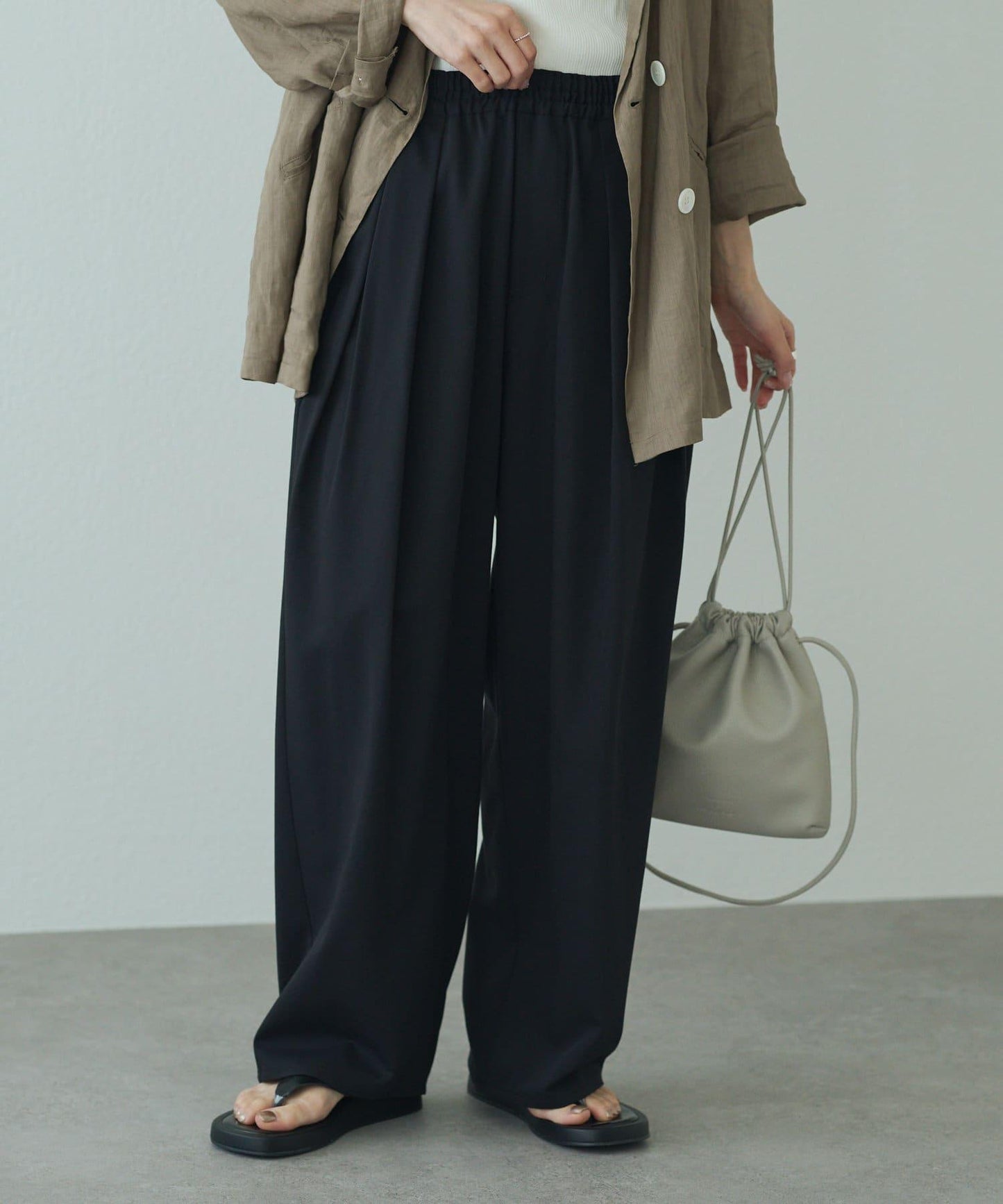 雙褶高腰彈力褲