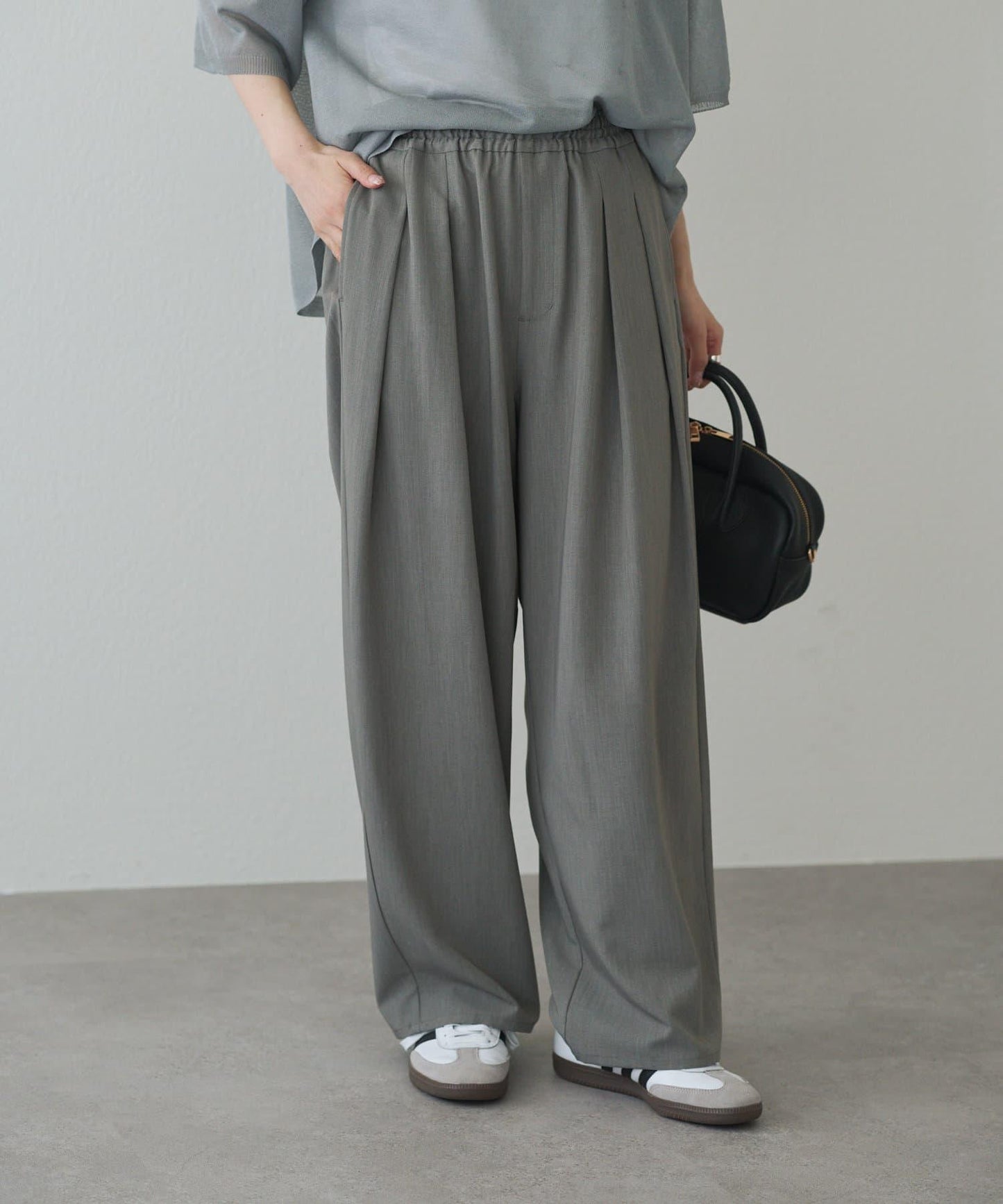 雙褶高腰彈力褲