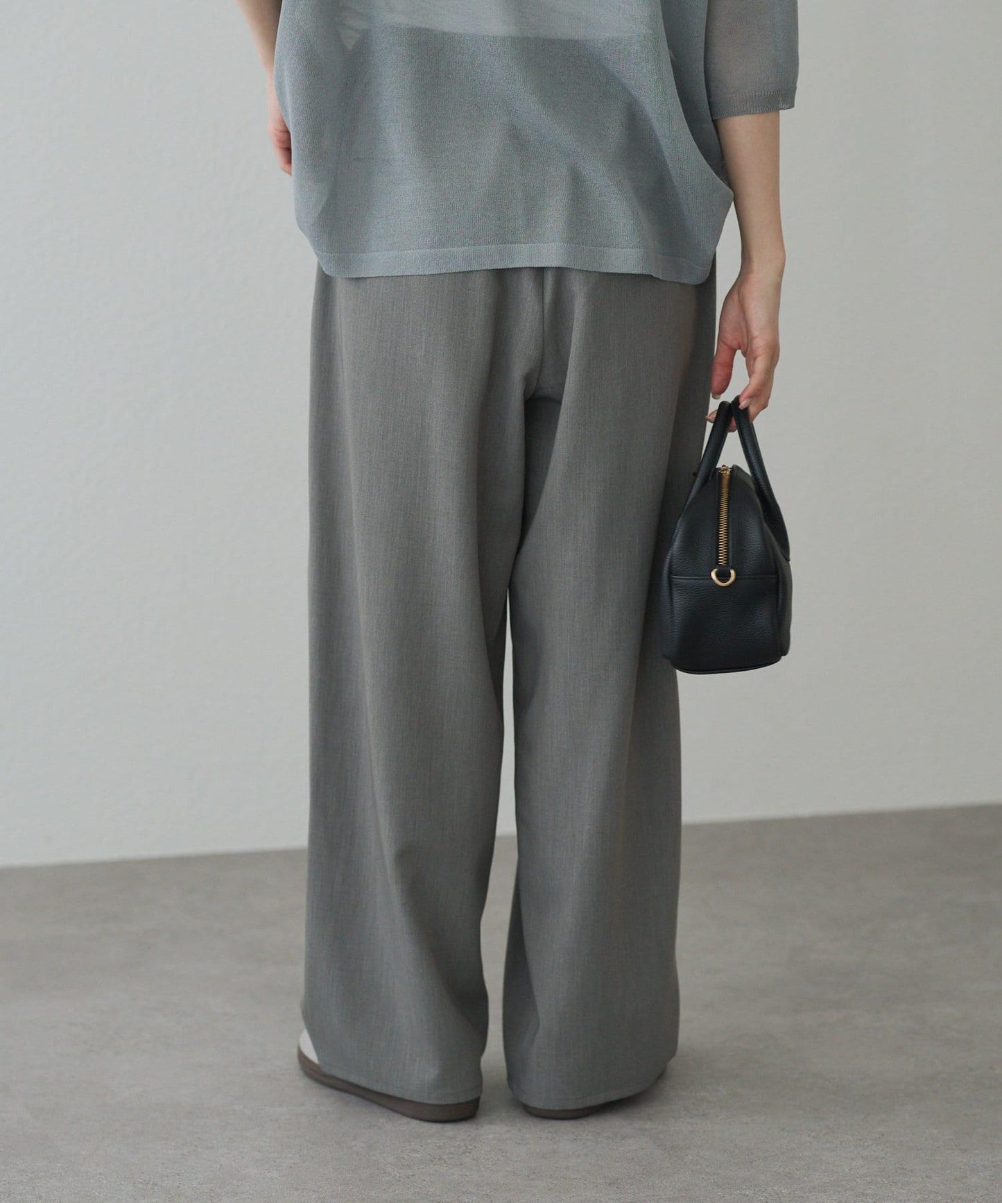 雙褶高腰彈力褲