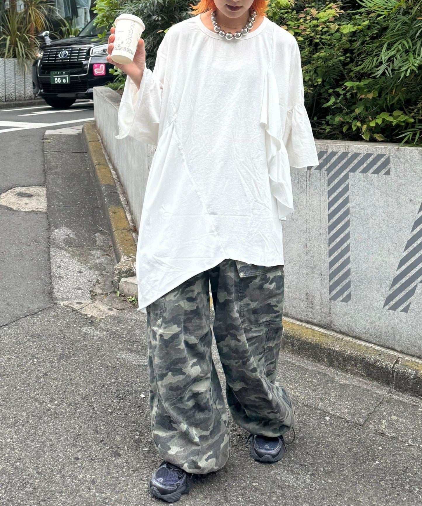 etsinta改良款荷葉邊上衣