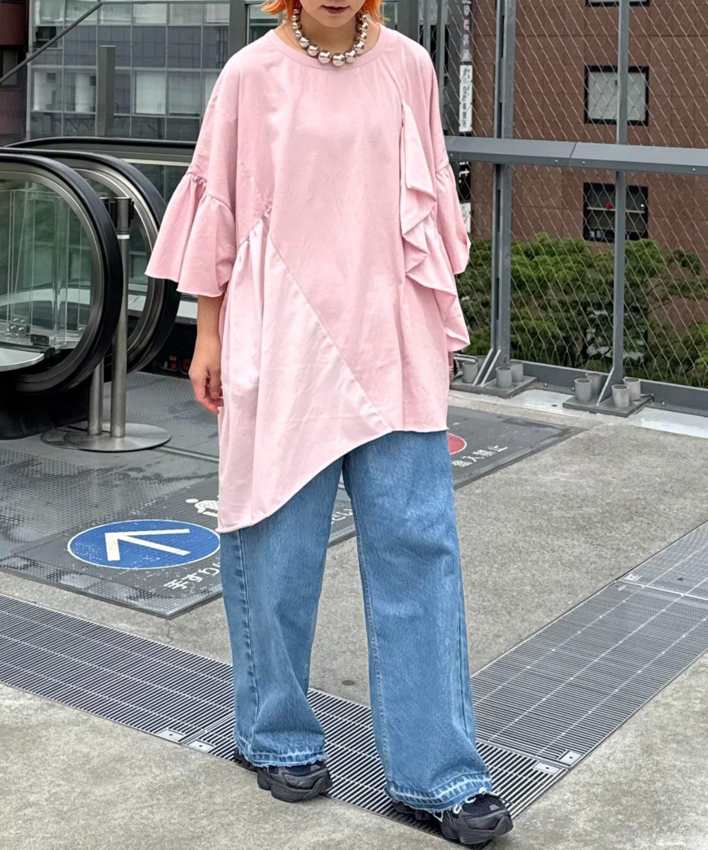 etsinta改良款荷葉邊上衣