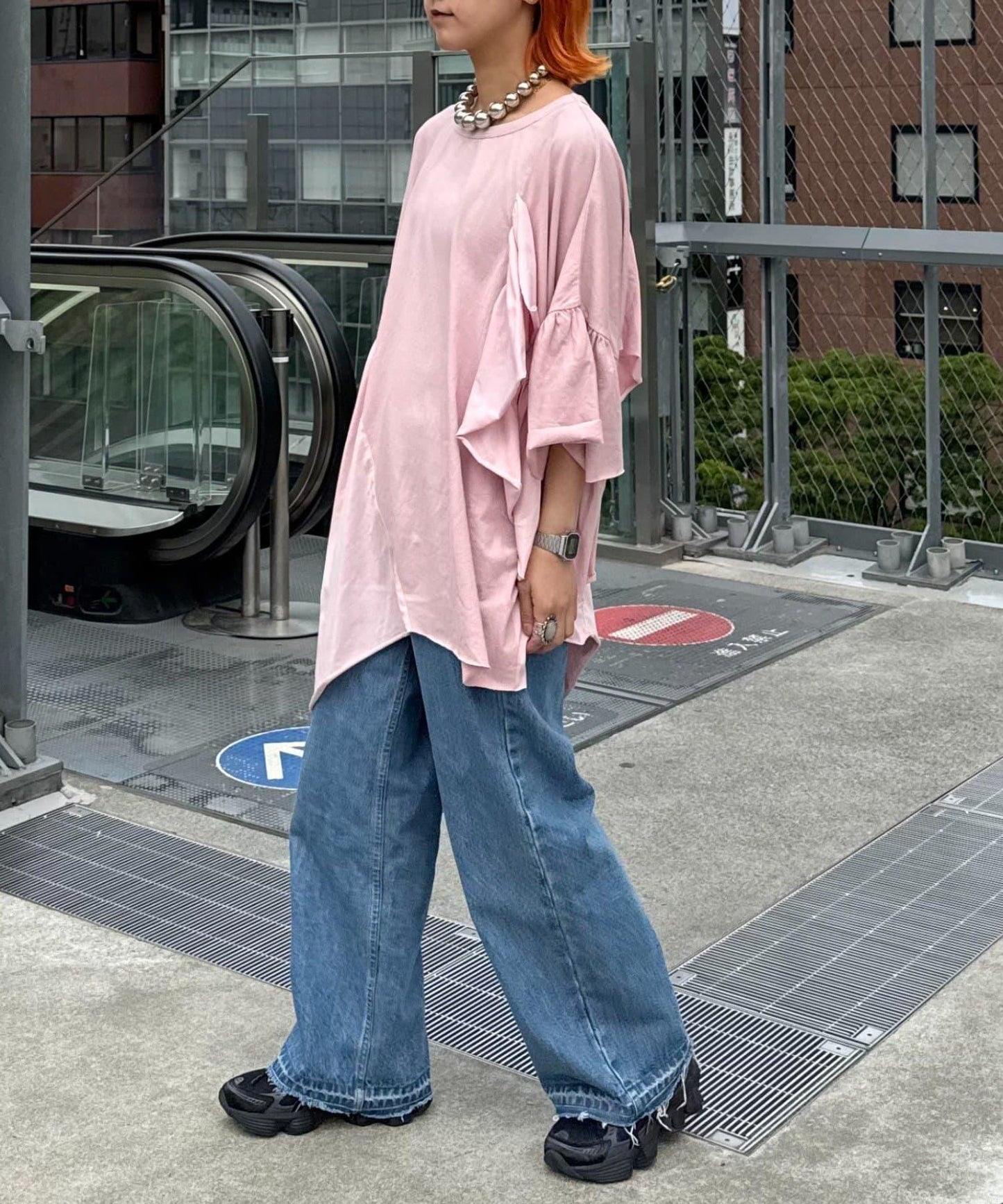etsinta改良款荷葉邊上衣