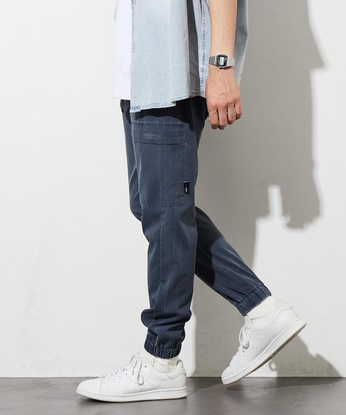 《AIR》技術透氣 網眼顏料處理 錐形運動褲