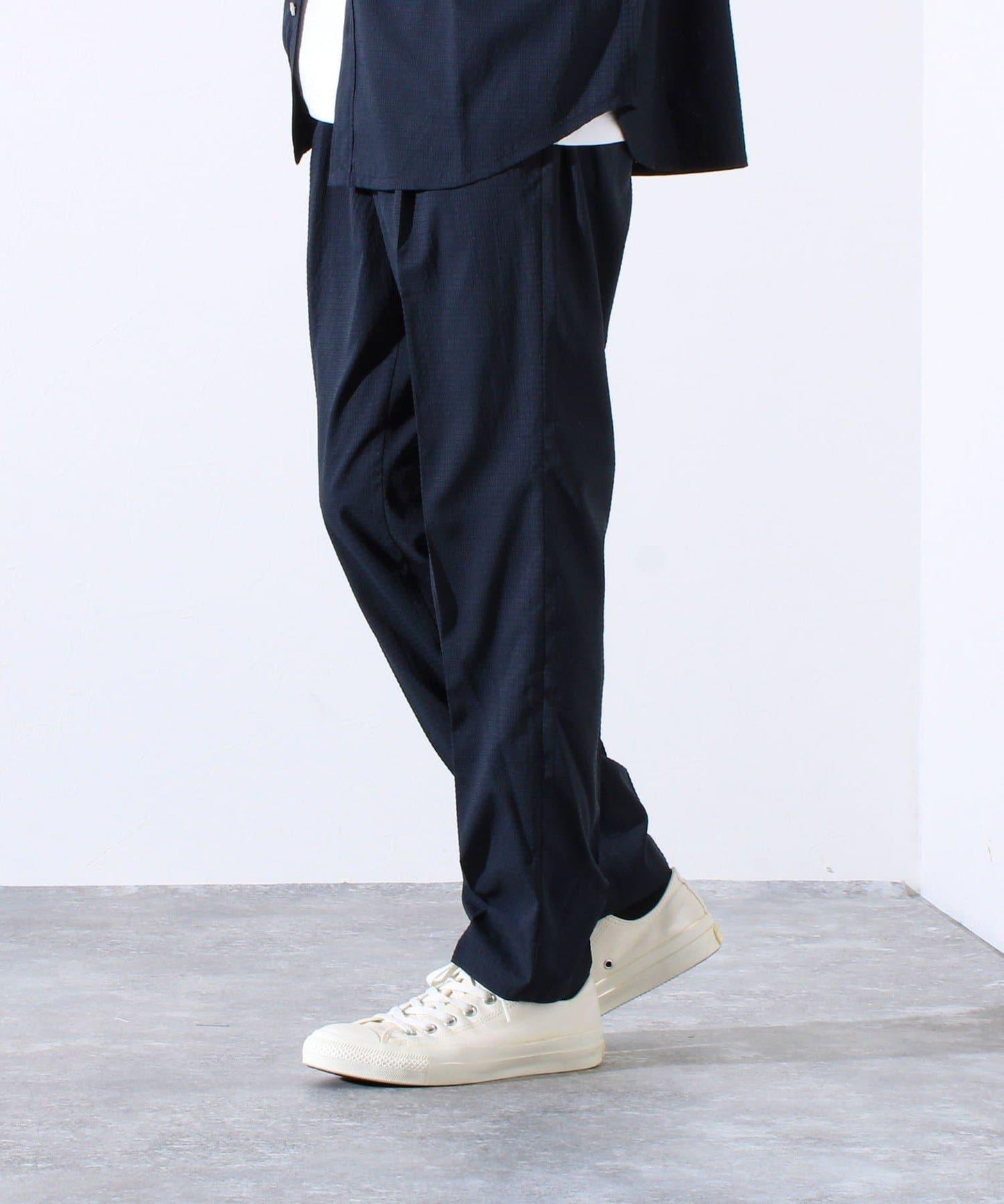 【GLOSTER/格洛斯特】網眼足球材料 錐形寬鬆休閒長褲