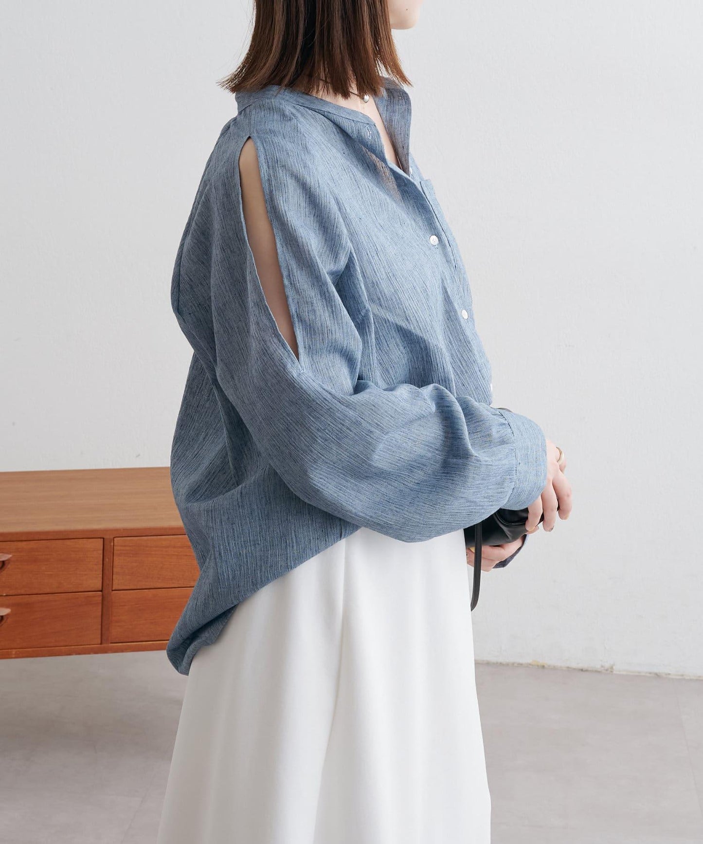 優雅露肩開衩襯衫