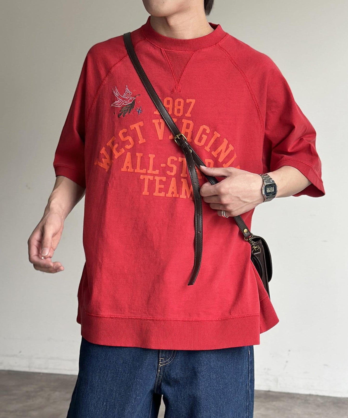塗鴉刺繡學院標誌短袖T恤