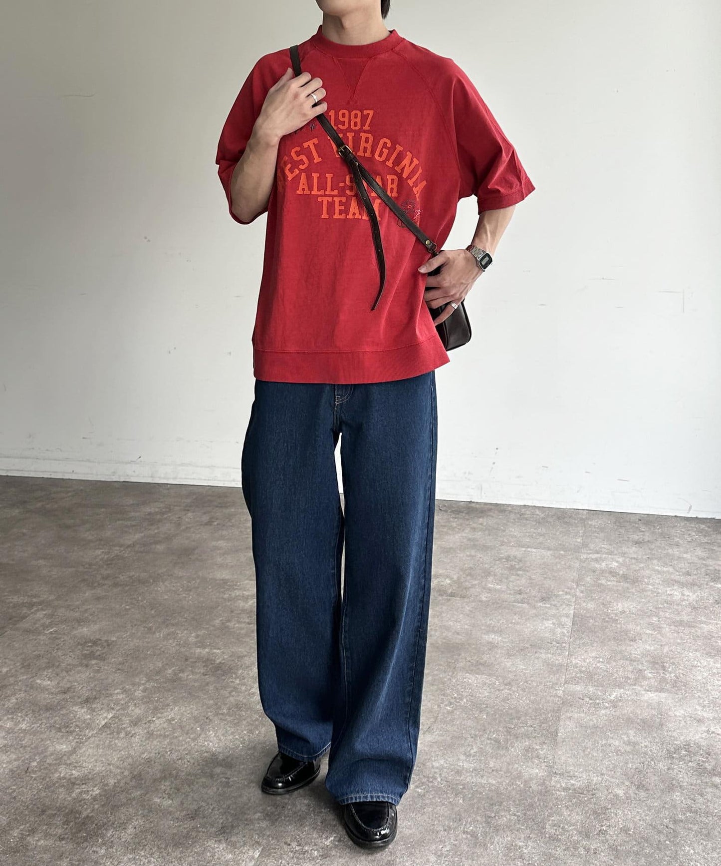 塗鴉刺繡學院標誌短袖T恤