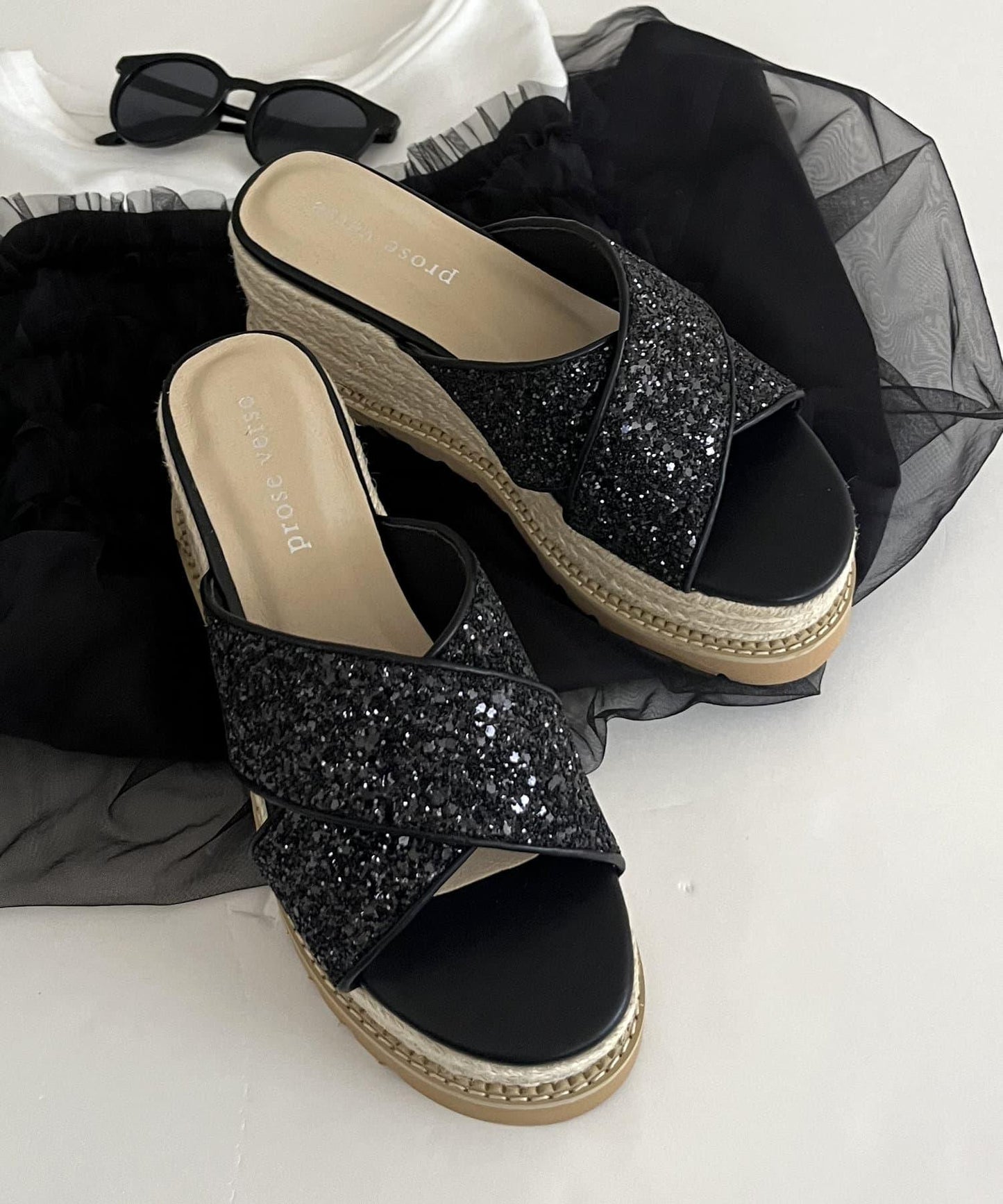 粗麻繩厚底閃粉涼鞋