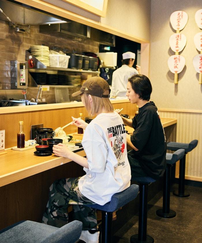 牛排京都勝牛×FREAK'S STORE 聯名 大尺寸 後背印花 T恤 / JAPAN ART