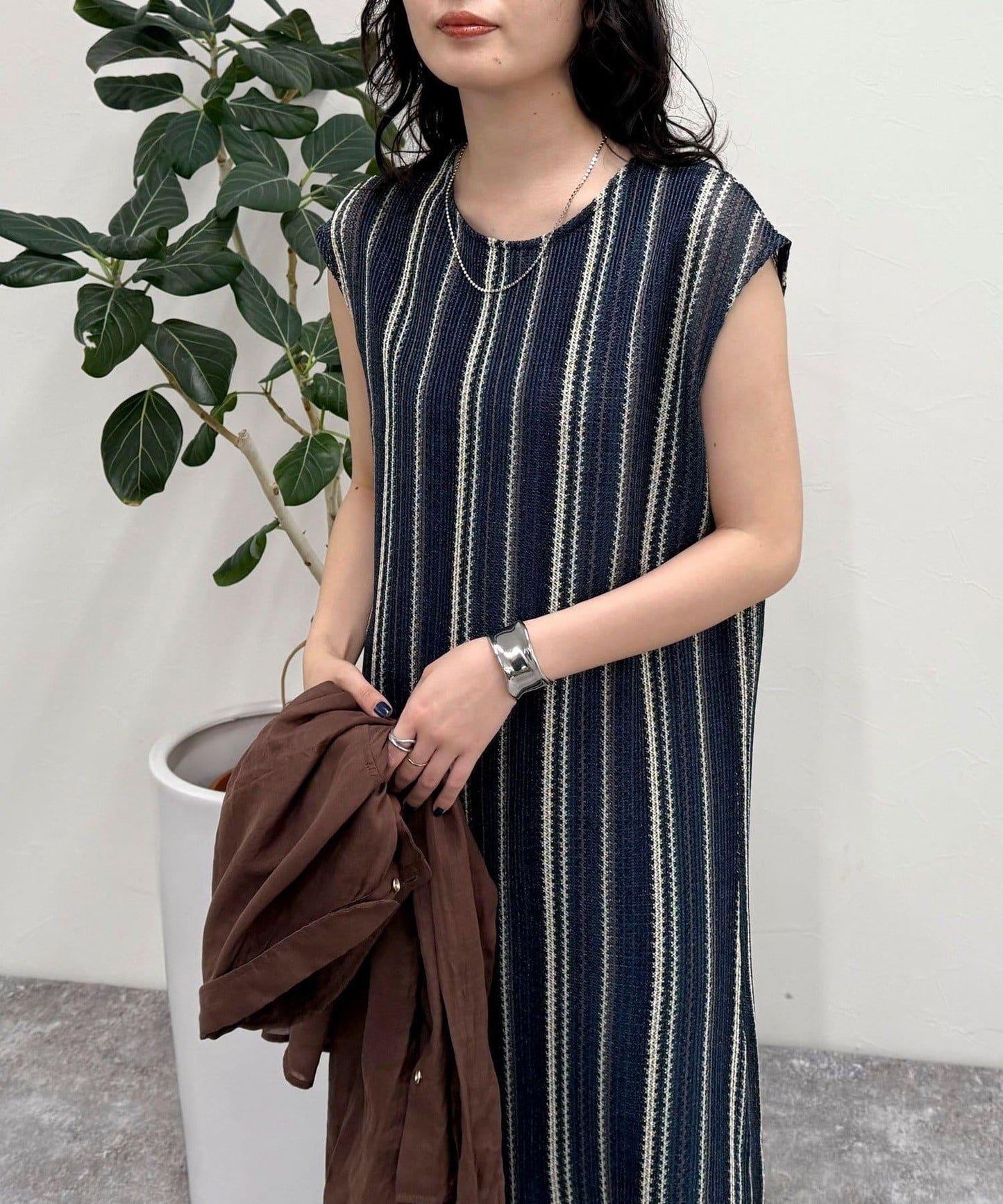 拉塞爾蕾絲多色條紋連衣裙