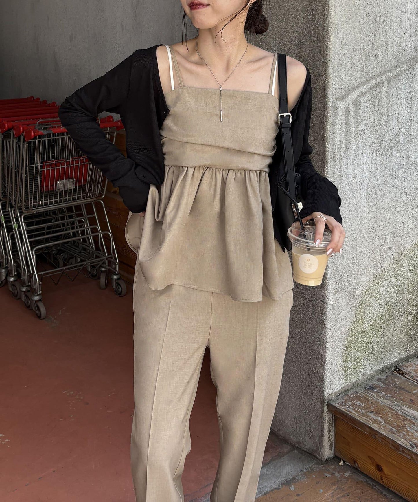 【套裝商品】褲子套裝 帶垂飾吊帶衫