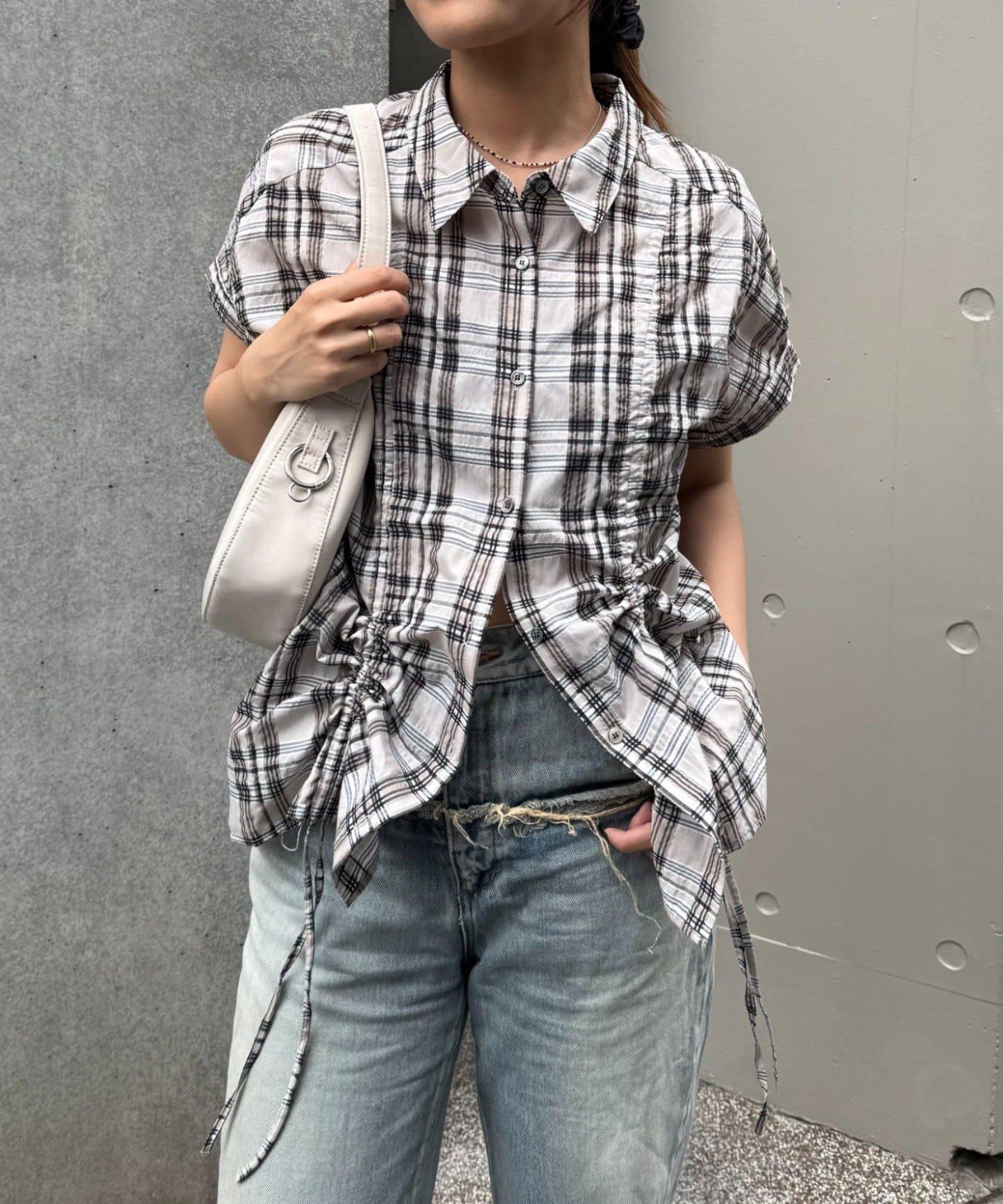 格紋襯衫