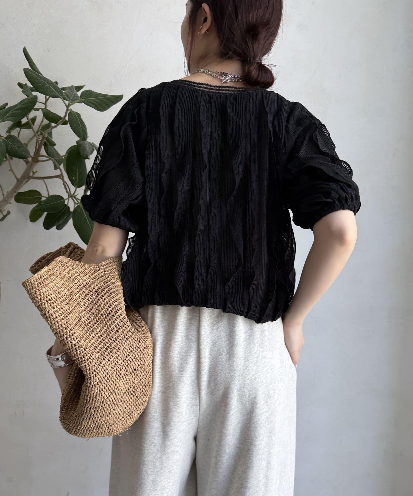 【限定】褶邊蕾絲上衣
