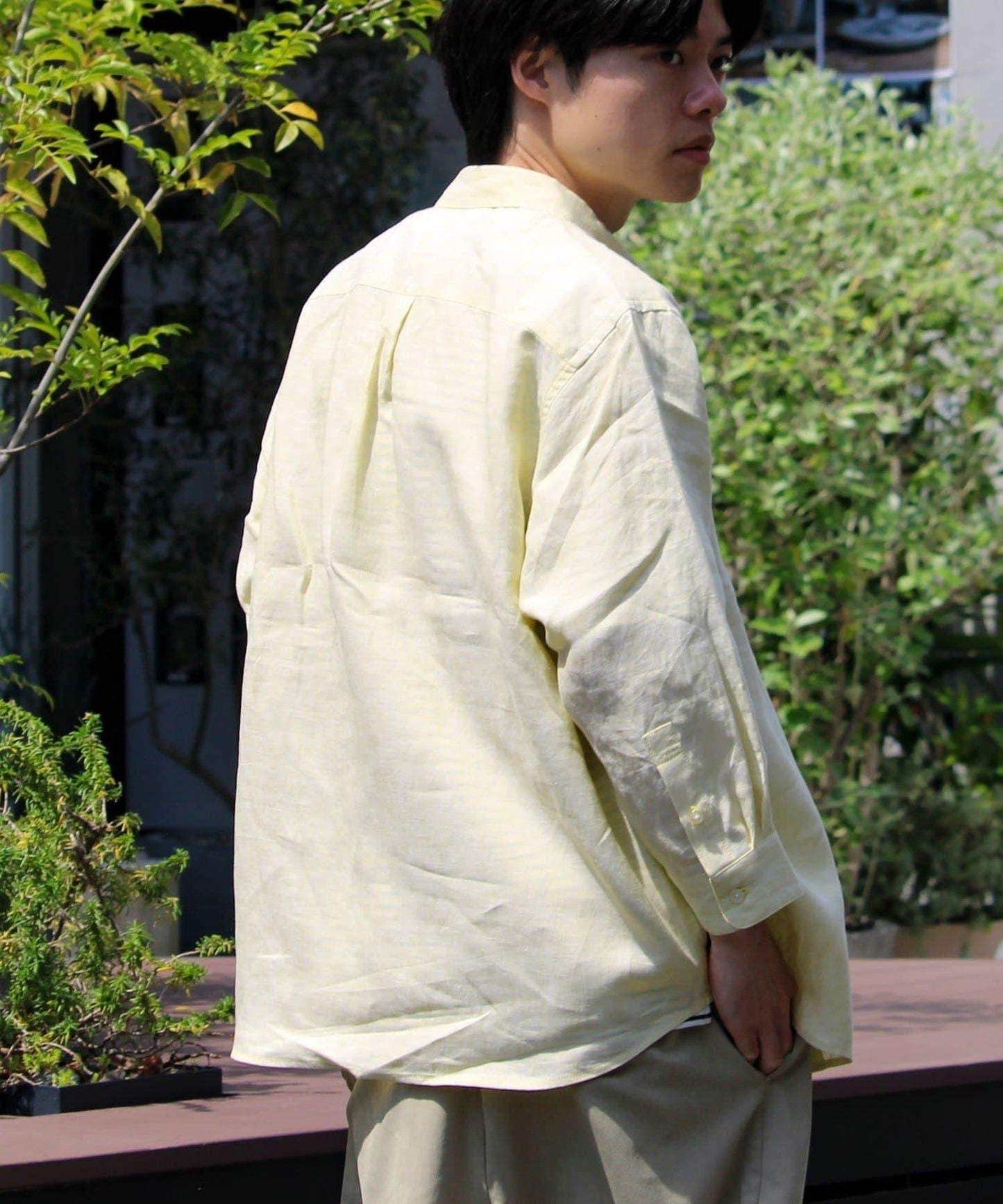 【GLOSTER】法國鬥牛犬刺繡 亞麻 七分袖襯衫