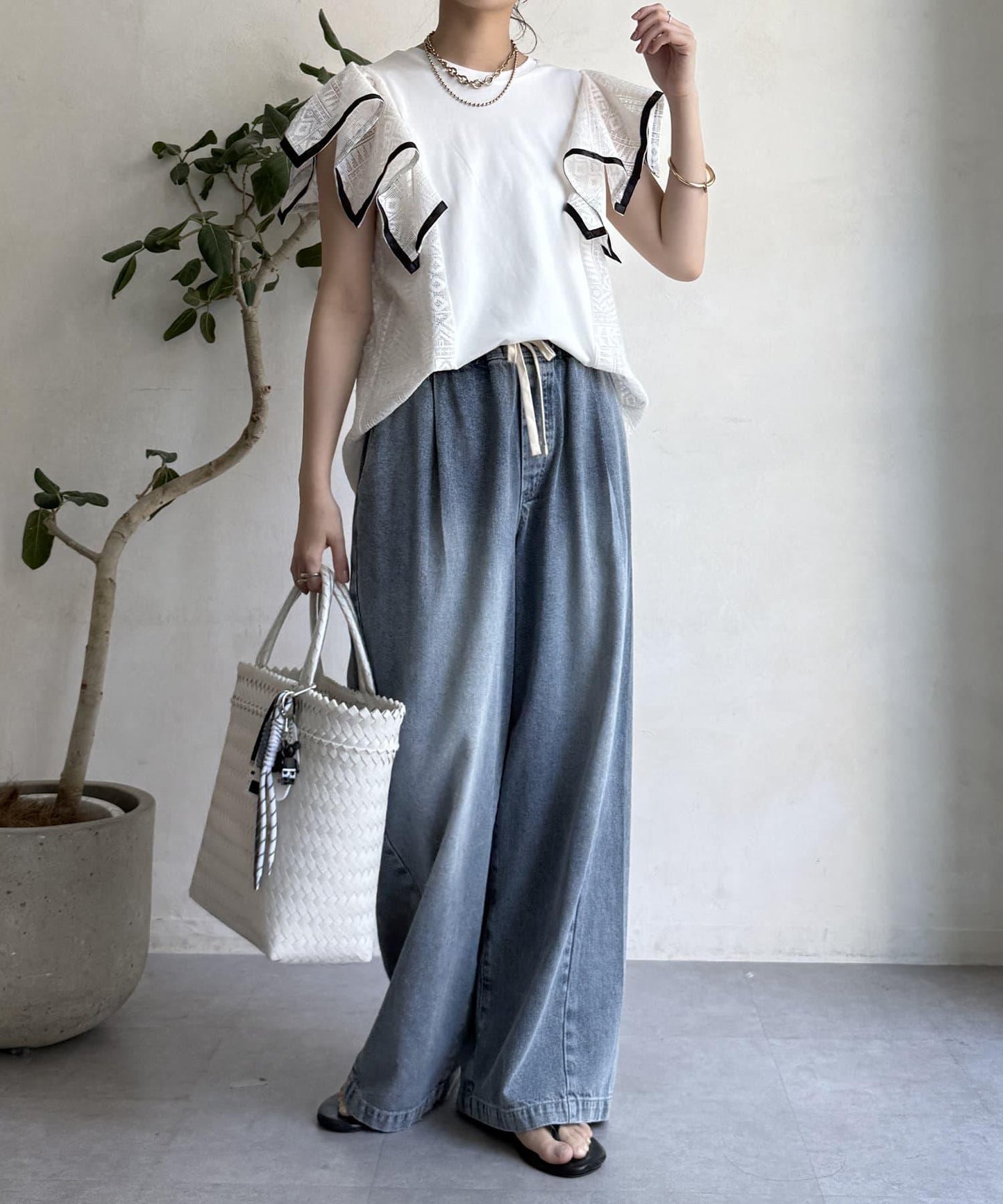 【限定】蕾絲拼接上衣