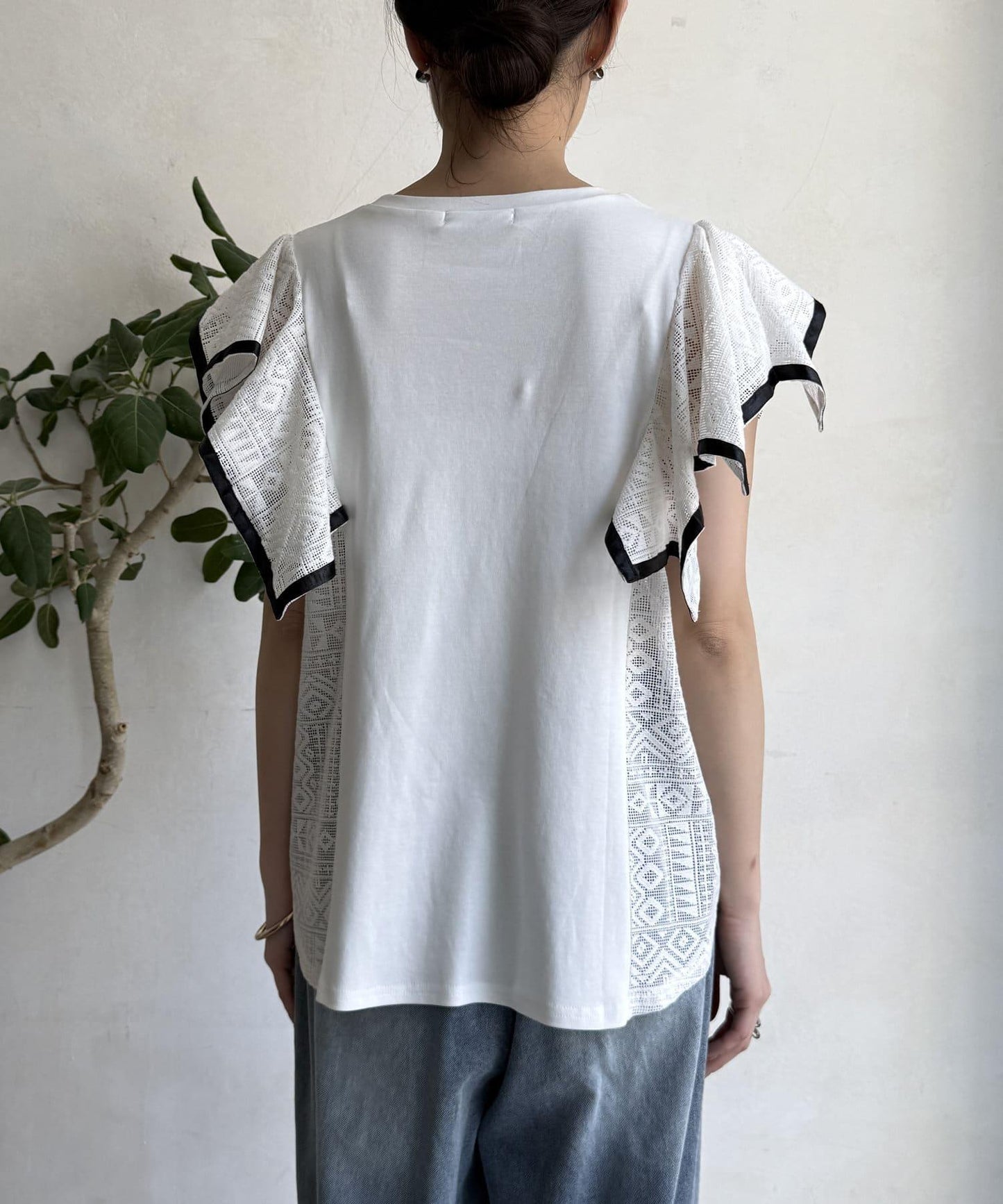 【限定】蕾絲拼接上衣