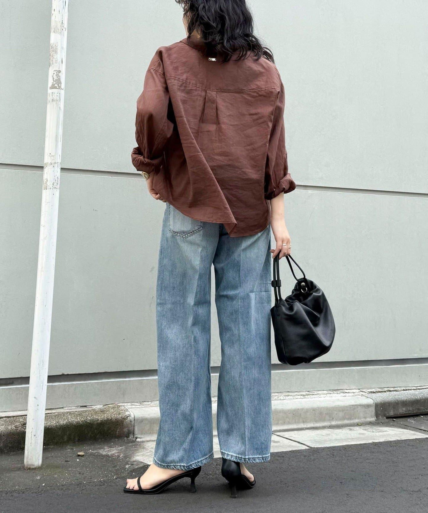 藍色彈力半寬牛仔褲