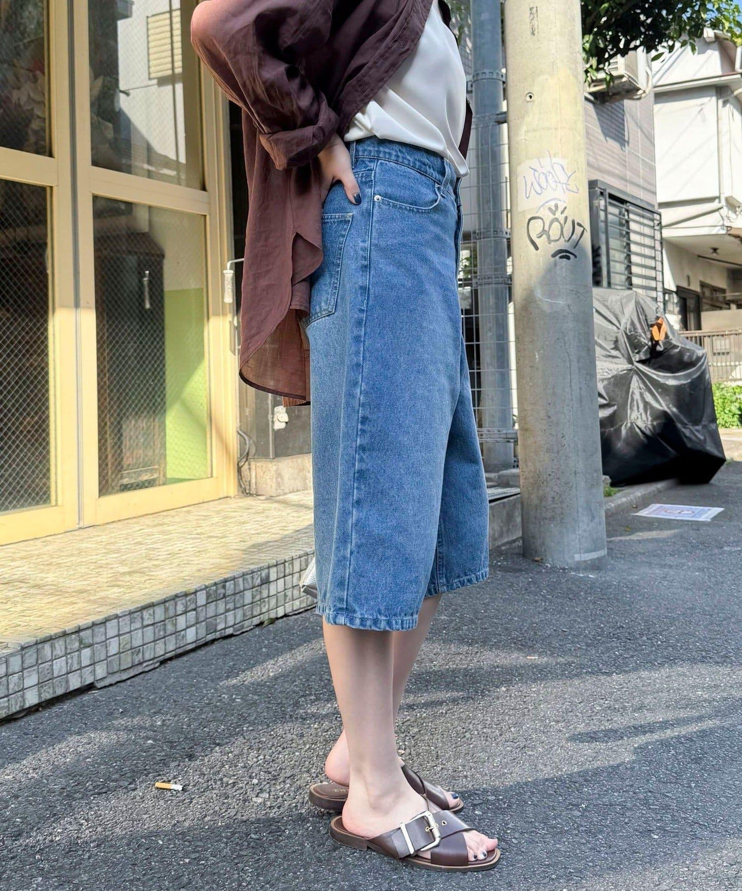 牛仔短褲