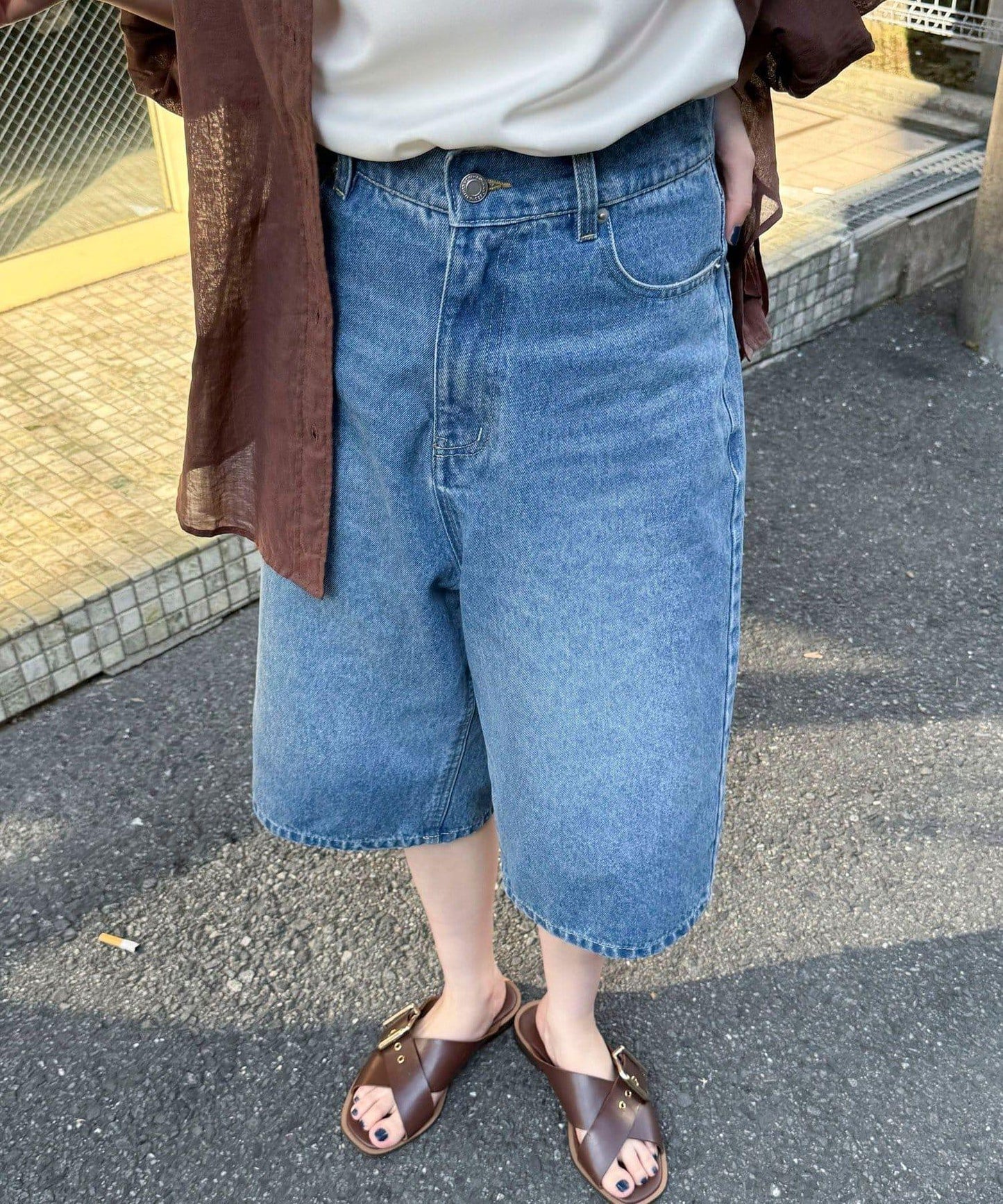 牛仔短褲