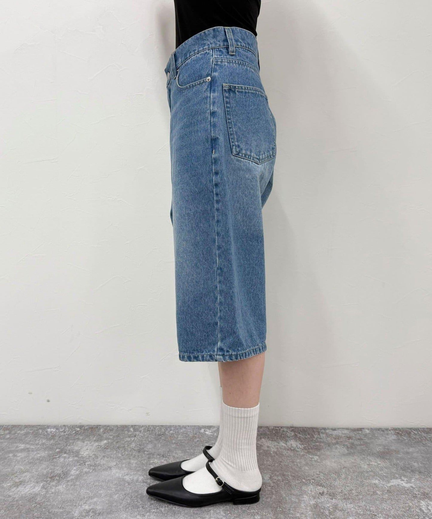 牛仔短褲