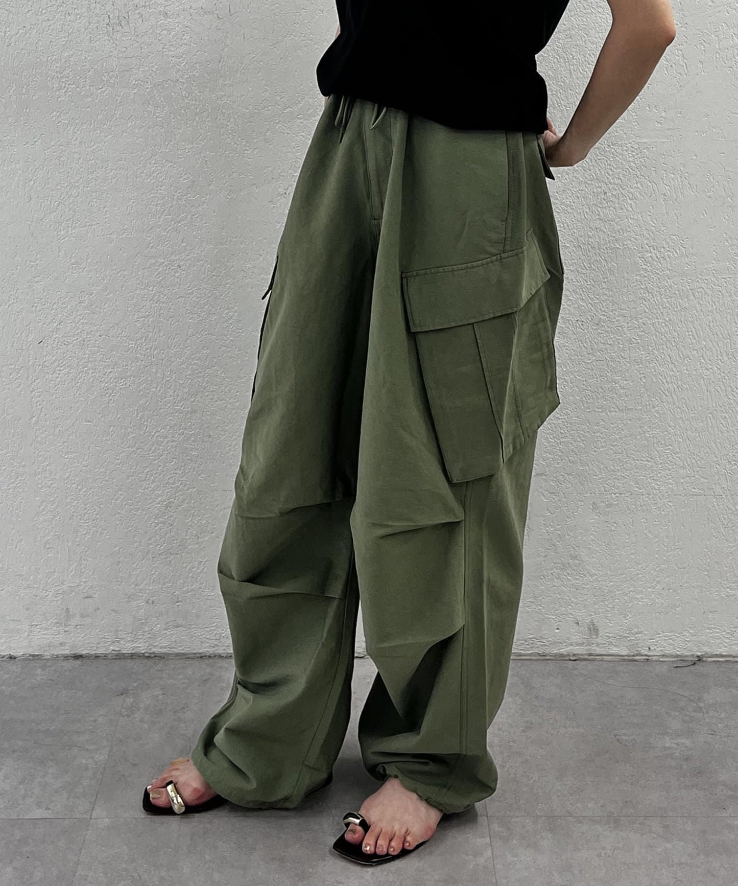 軍裝風傘褲