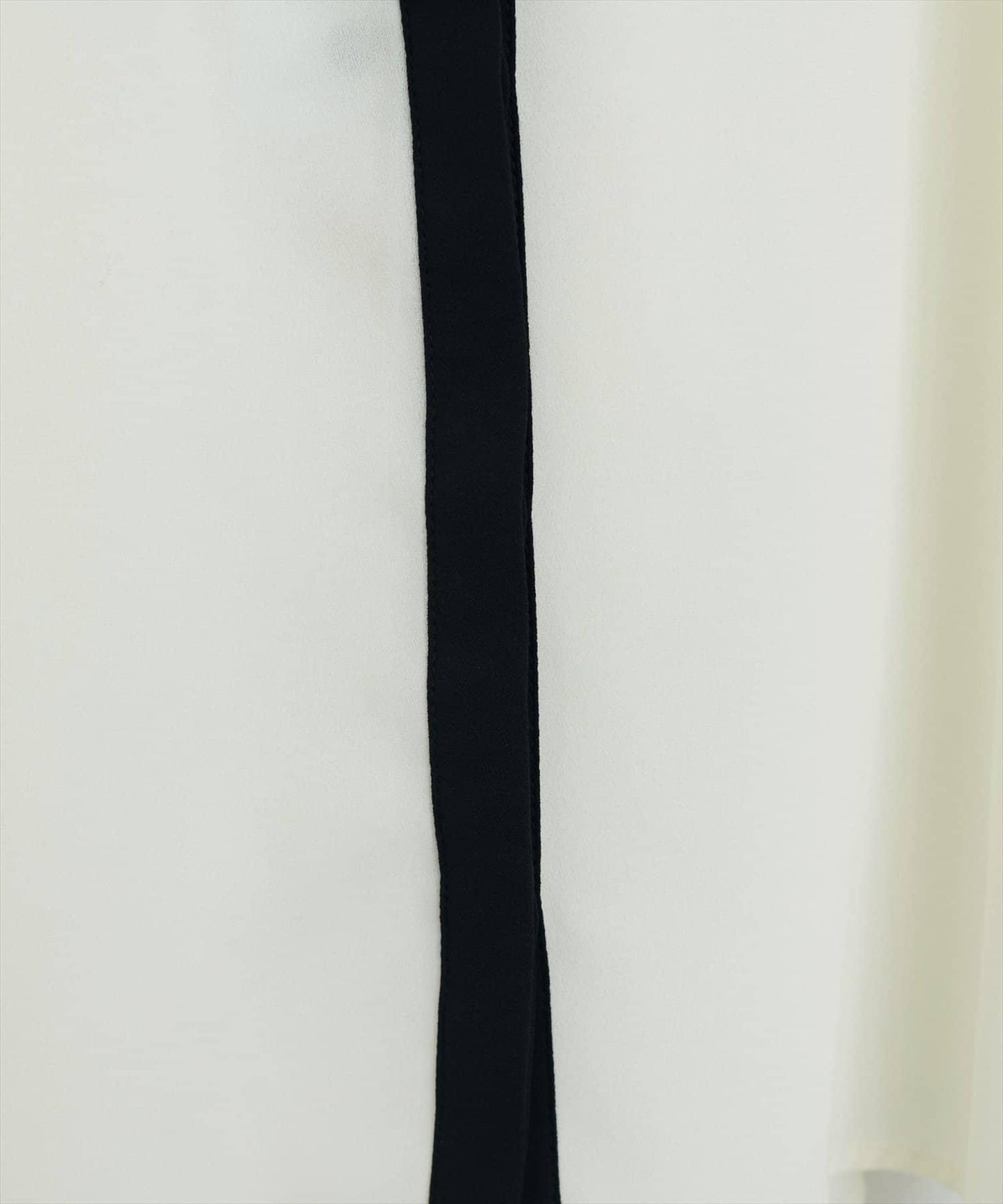 【限定】喇叭袖蝴蝶結領帶襯衫