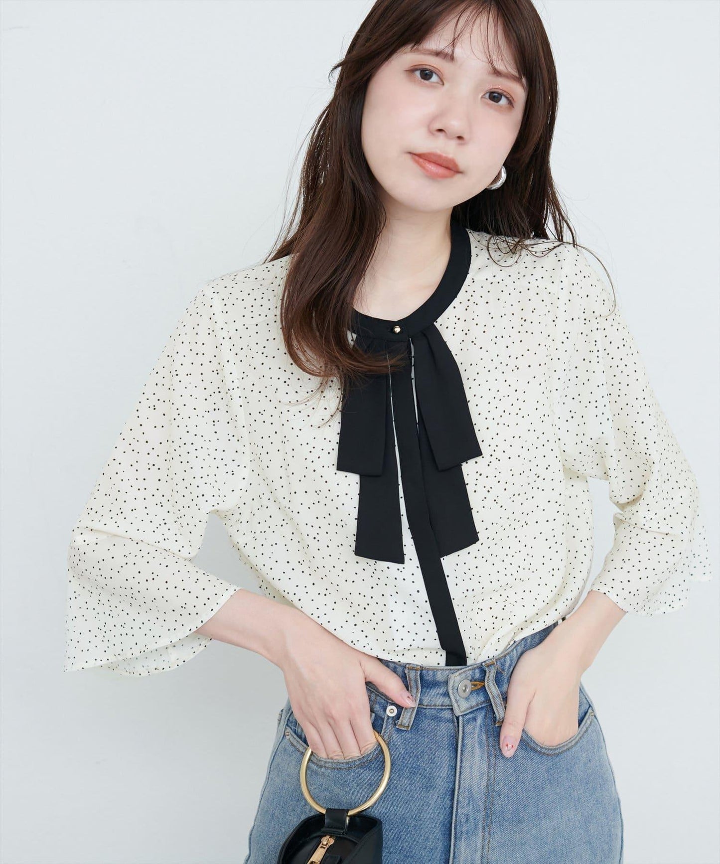 【限定】喇叭袖蝴蝶結領帶襯衫