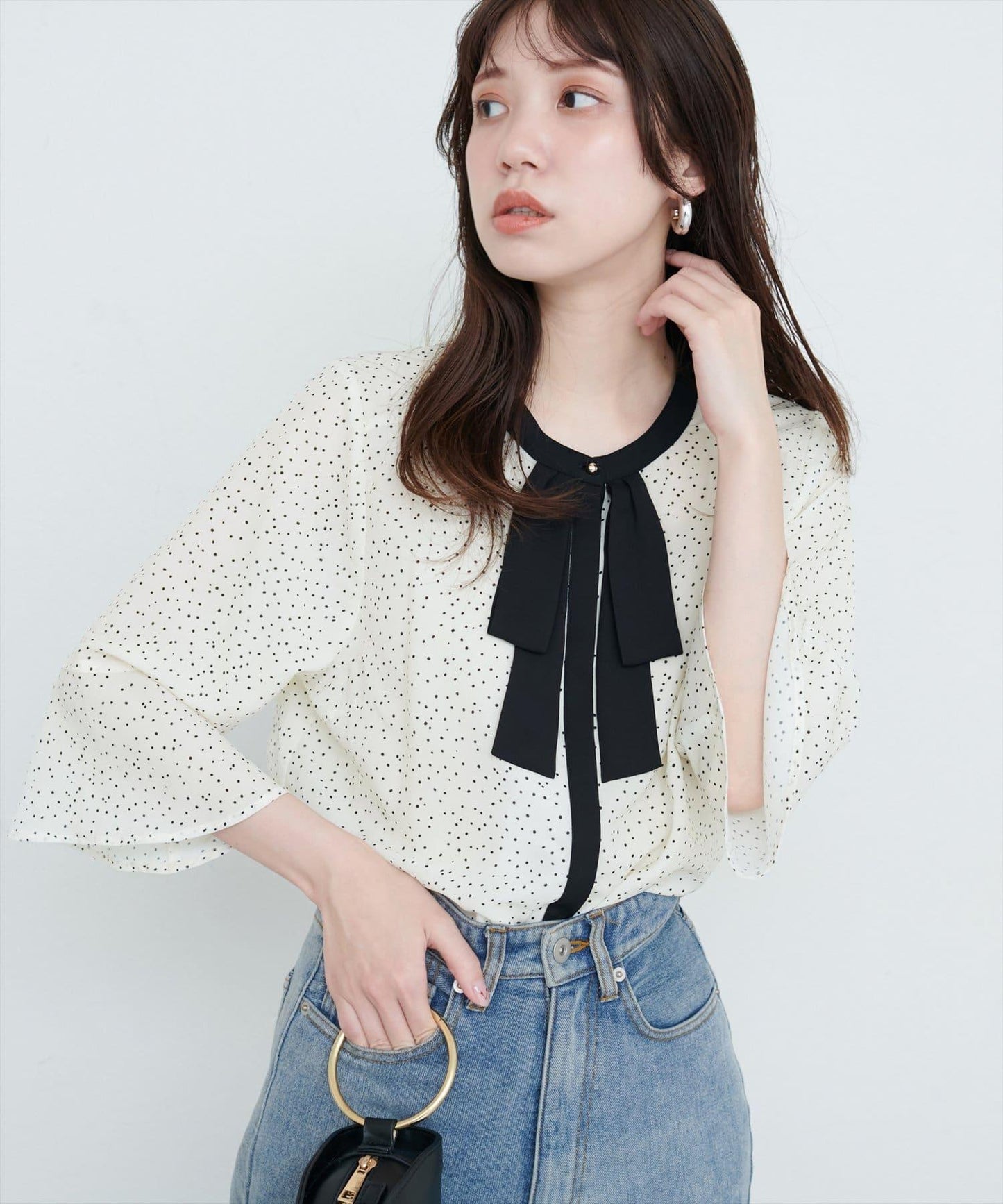 【限定】喇叭袖蝴蝶結領帶襯衫