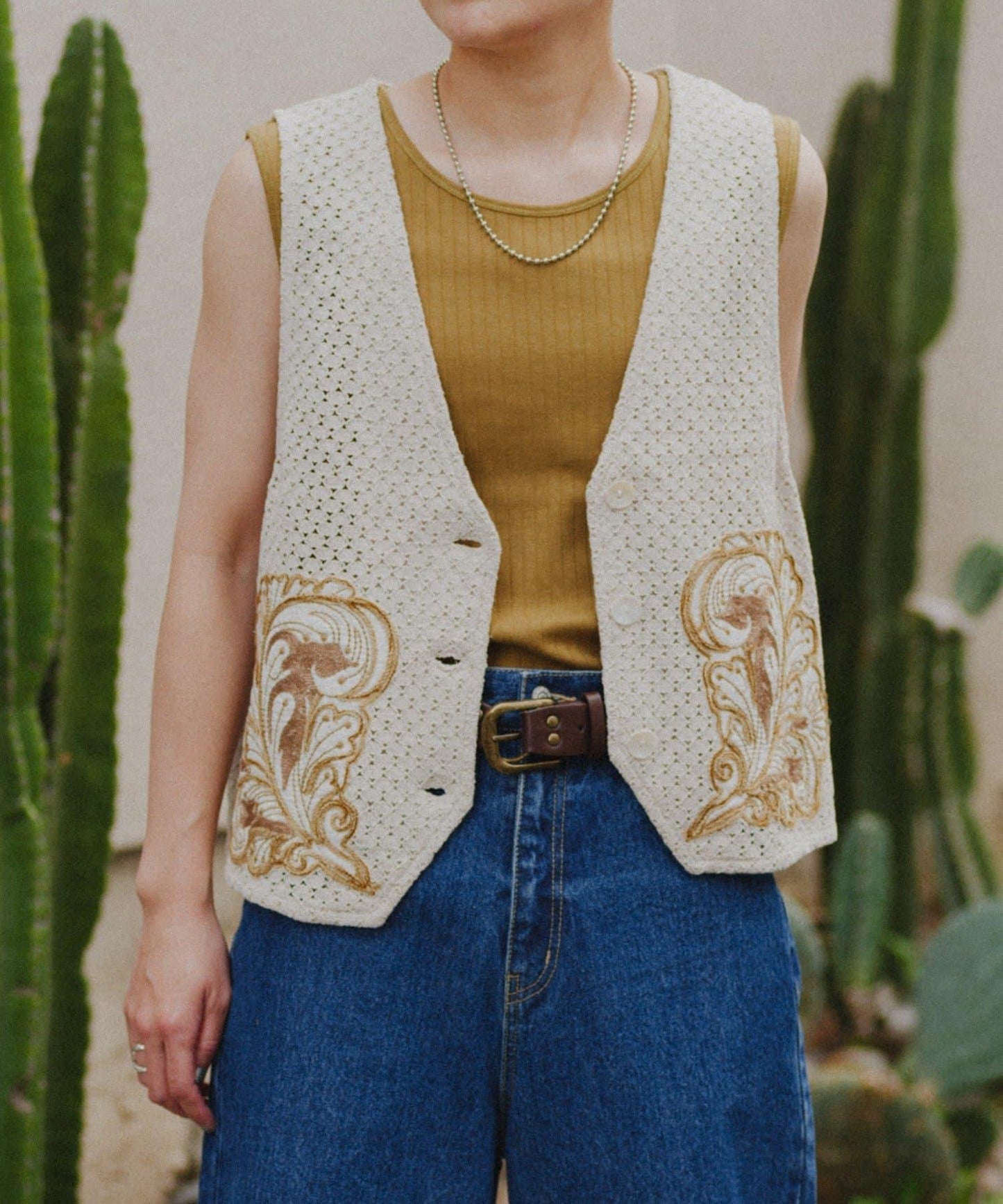 aguni拼接刺繡馬甲