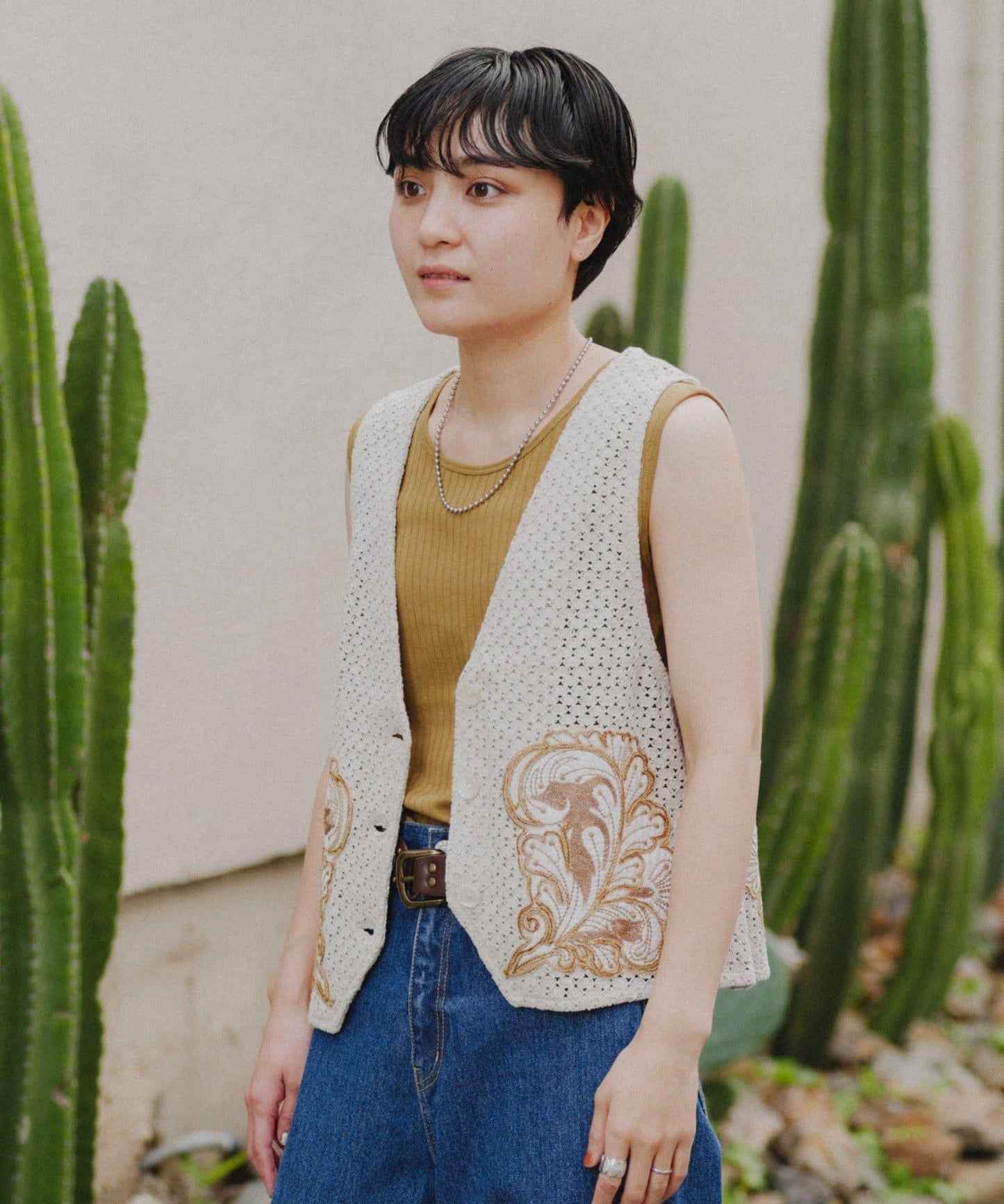 aguni拼接刺繡馬甲