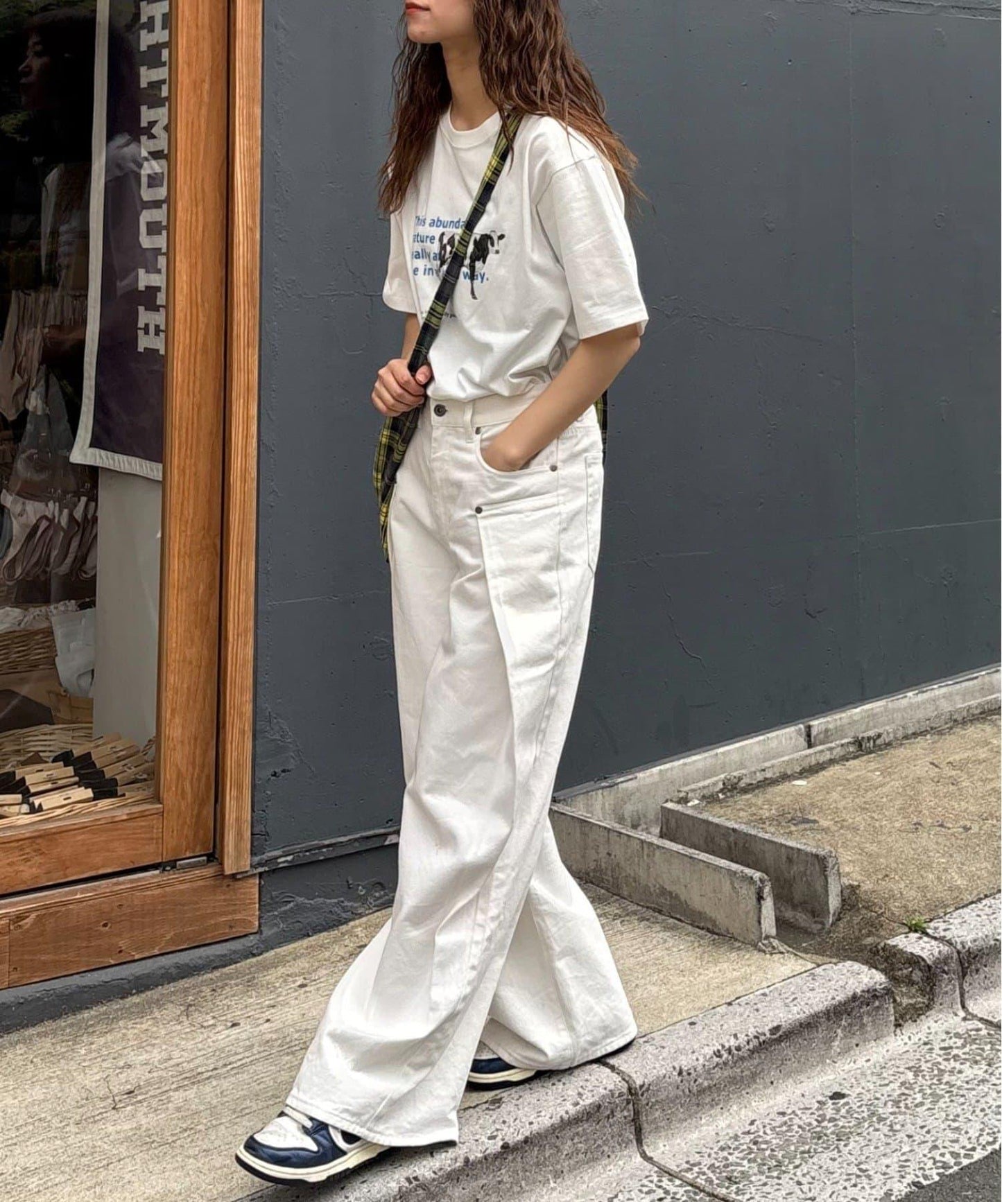【男女通用】牛圖案T恤