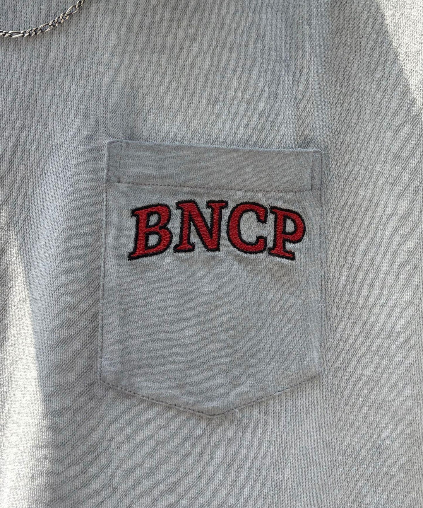 超級淡彩刺繡T恤