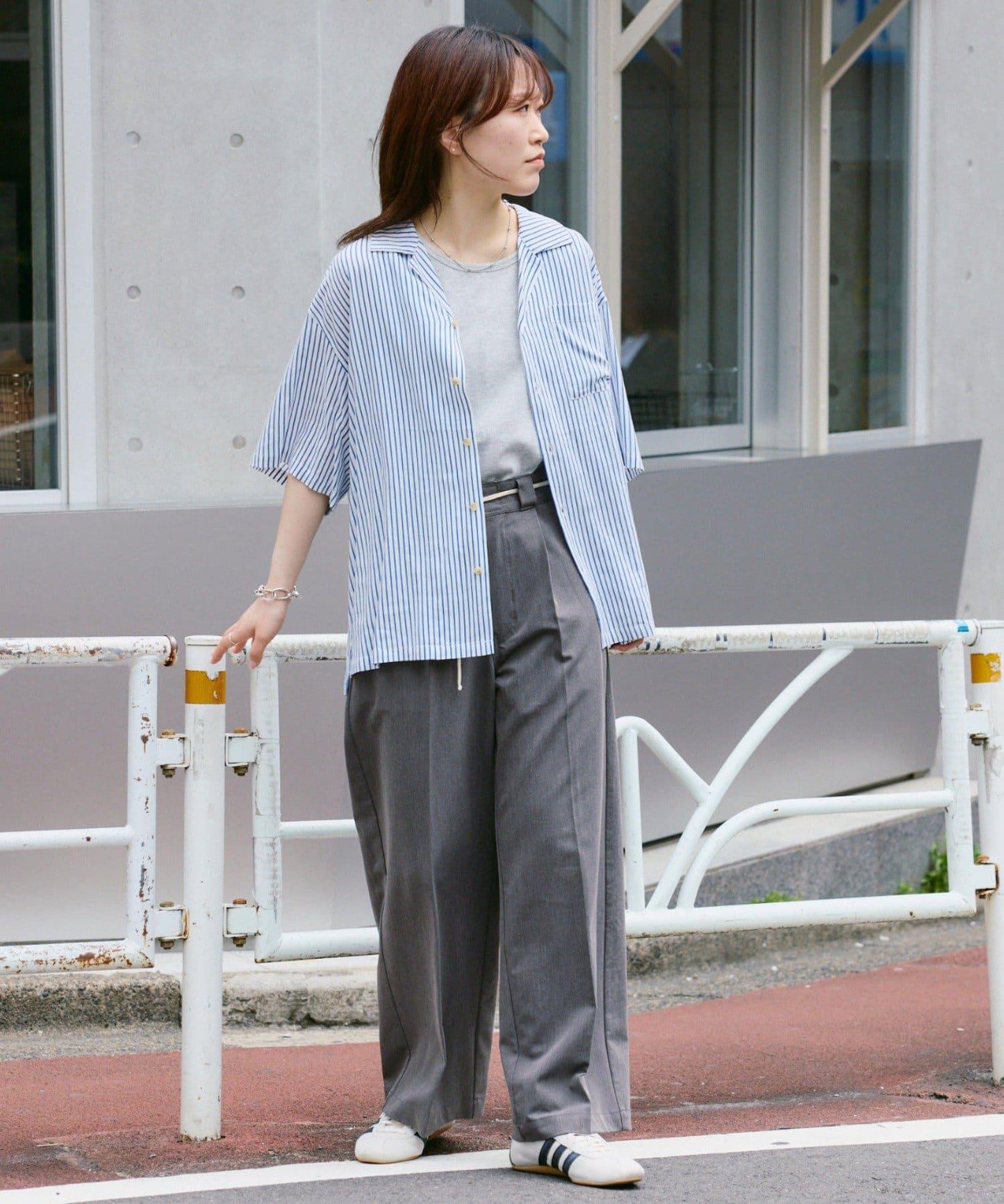 【男女通用】亞麻粘膠開領短袖襯衫