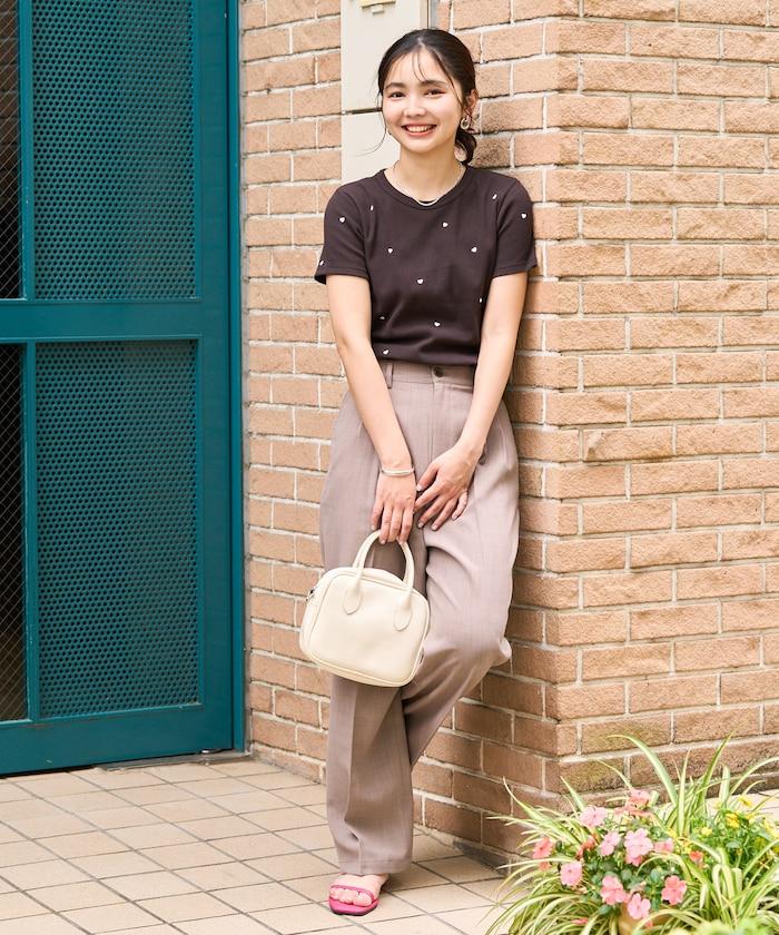 迷你愛心刺繡T恤