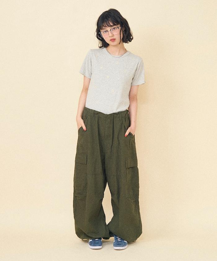 迷你雛菊刺繡T恤