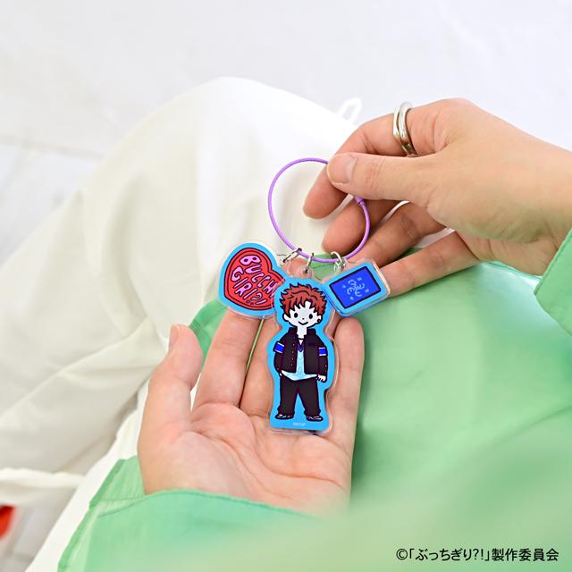 絕對霸氣?!_維尼熊 亞克力鑰匙扣(淺觀音 真寶)