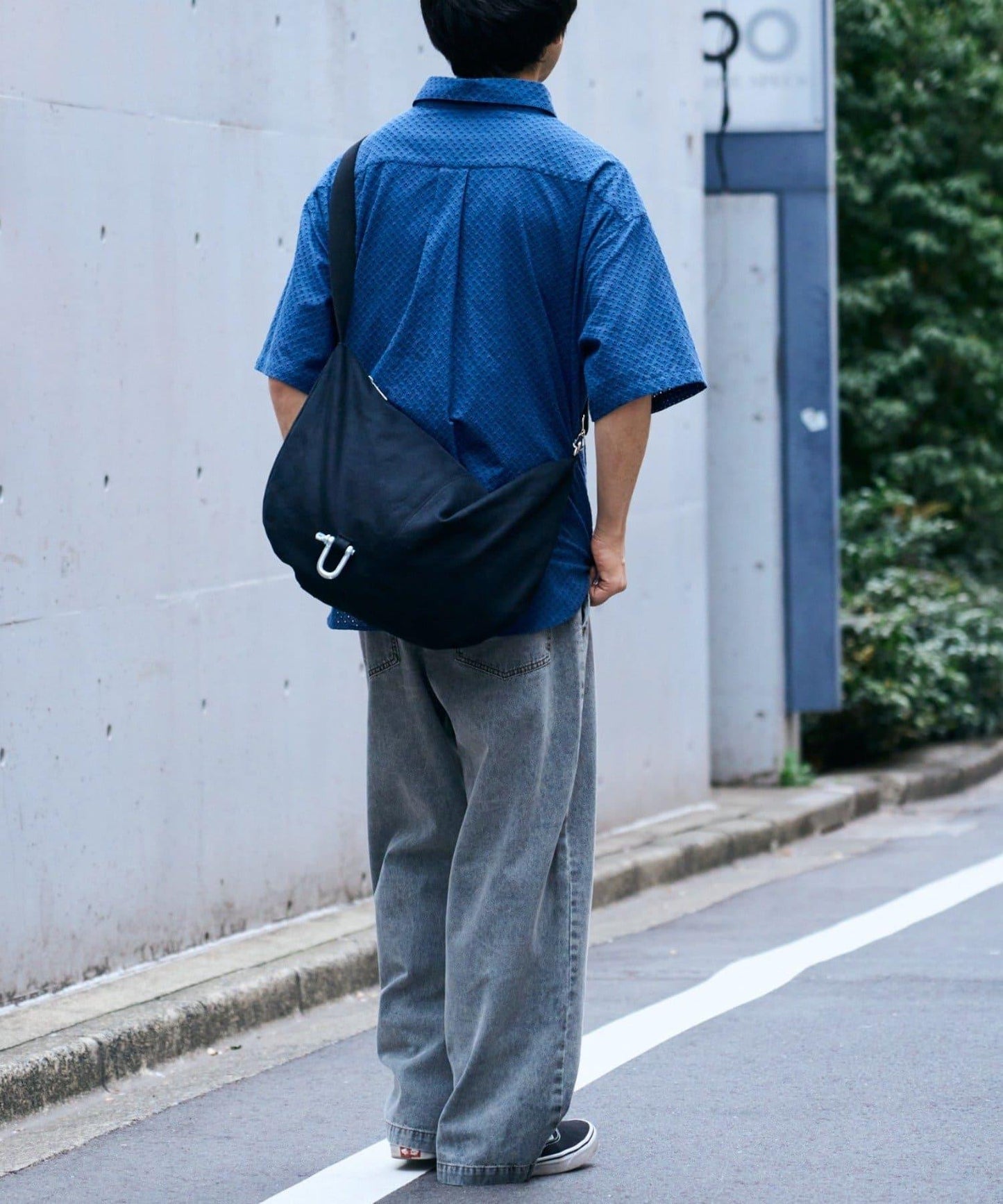 接觸冷感2褶皺寬鬆牛仔褲