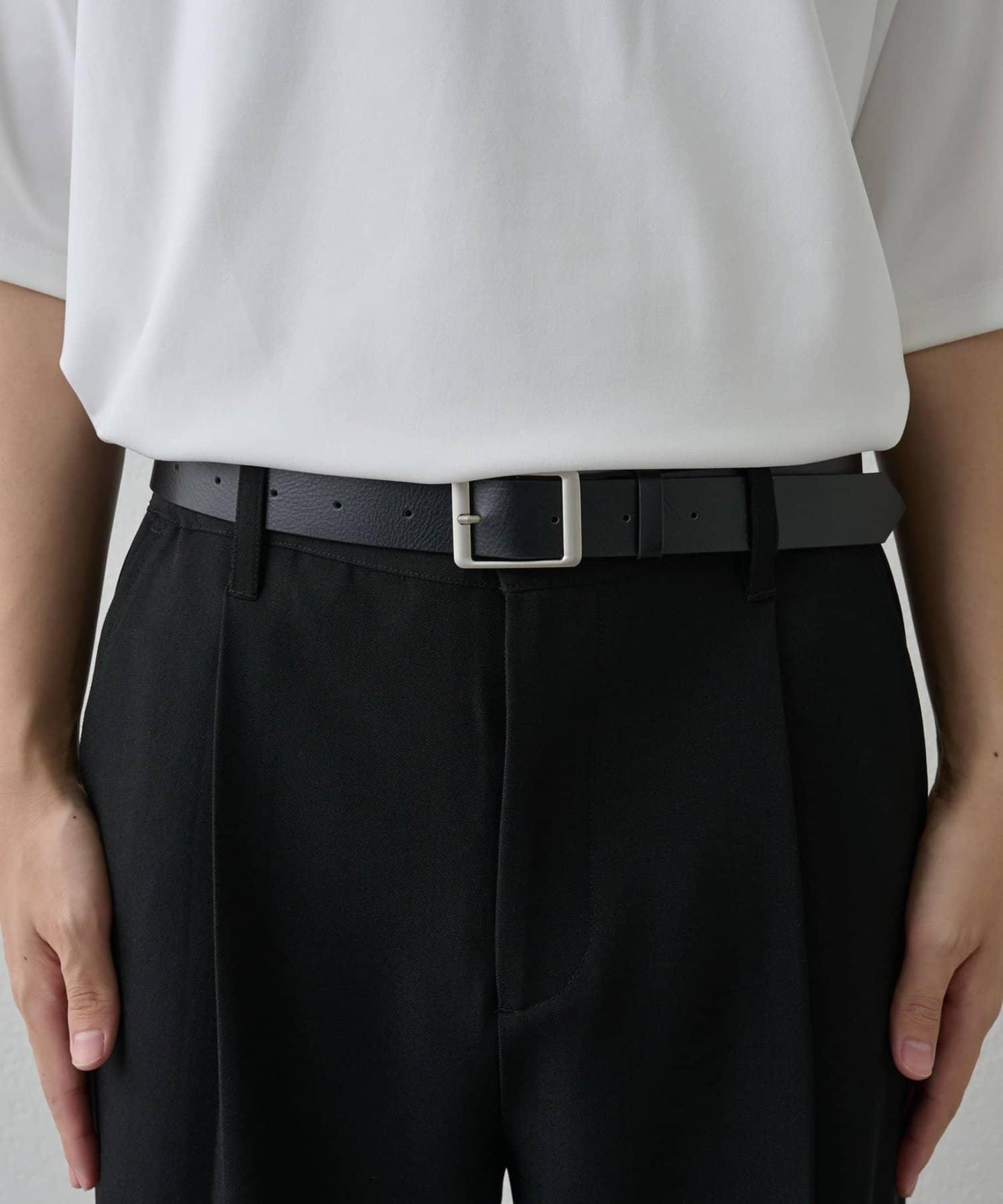 光面方形扣腰帶