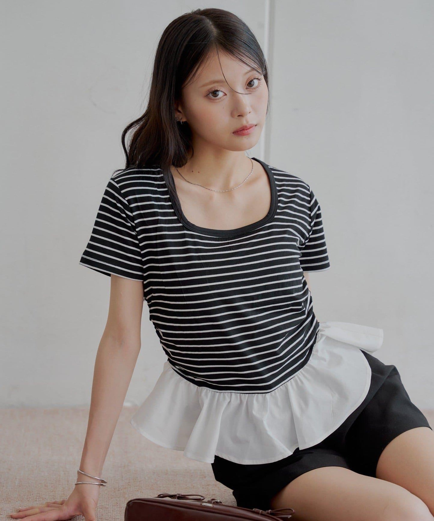 下襬對接小T-shirt