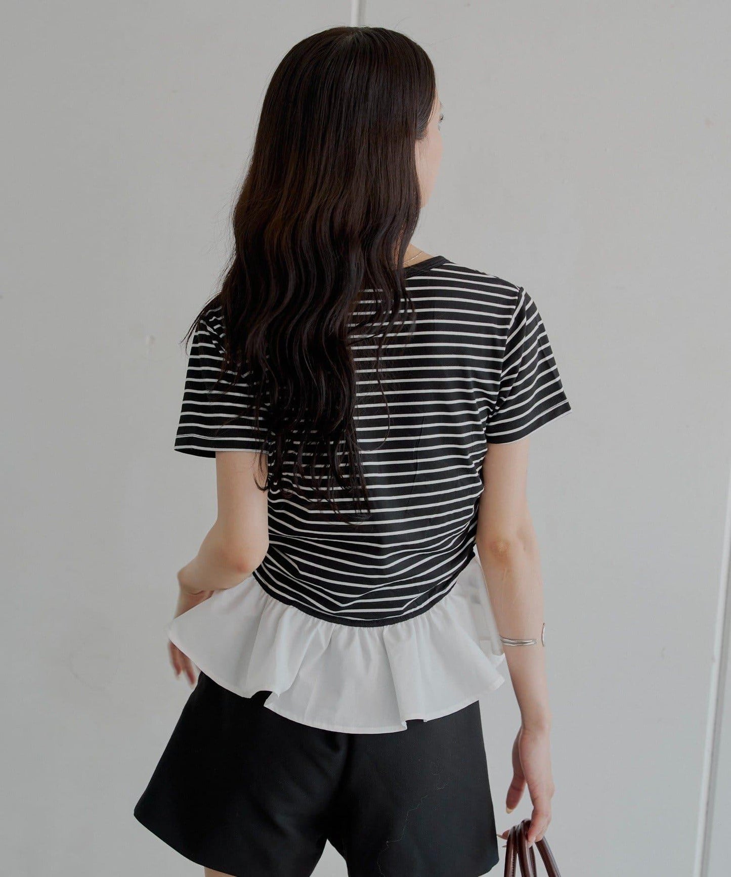 下襬對接小T-shirt