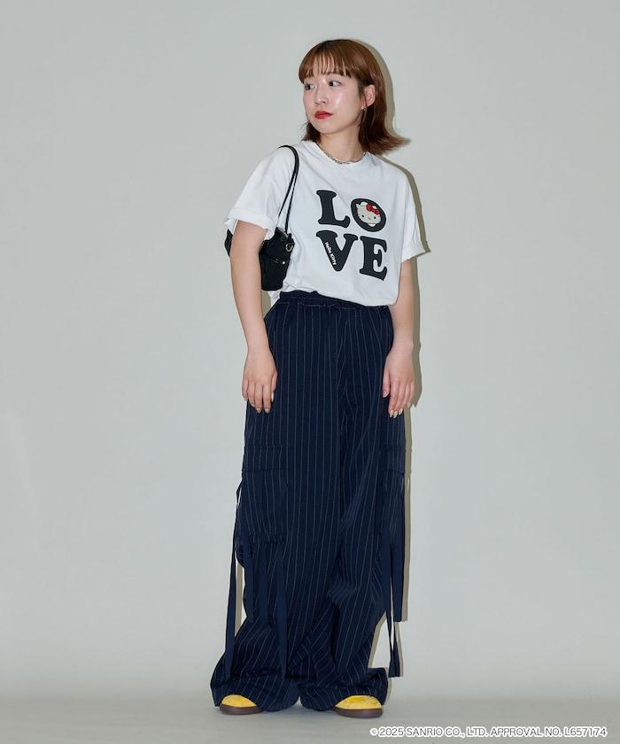 "HELLO KITTY/《Hello Kitty》" LOVE Logo T恤