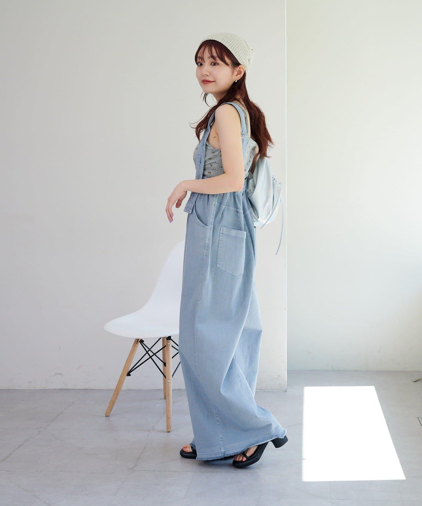 【4色展開】帶杯小花紋吊帶衫