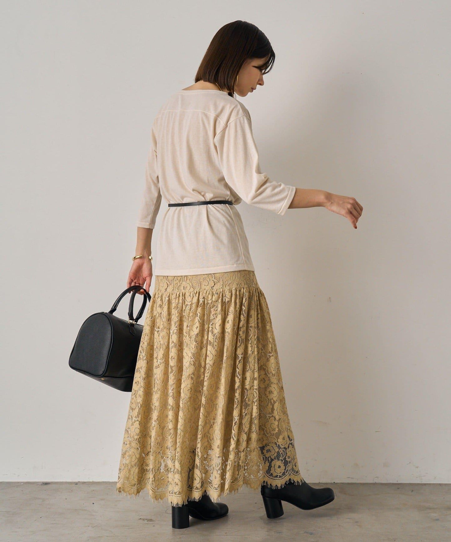 【Loungedress】復古風蕾絲半身裙