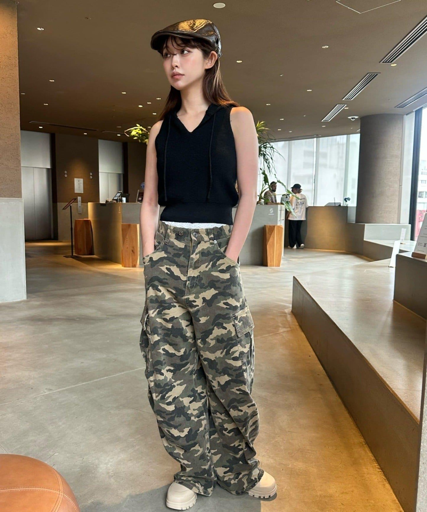 斯基普阿美斯利胸部刺繡連帽針織衫