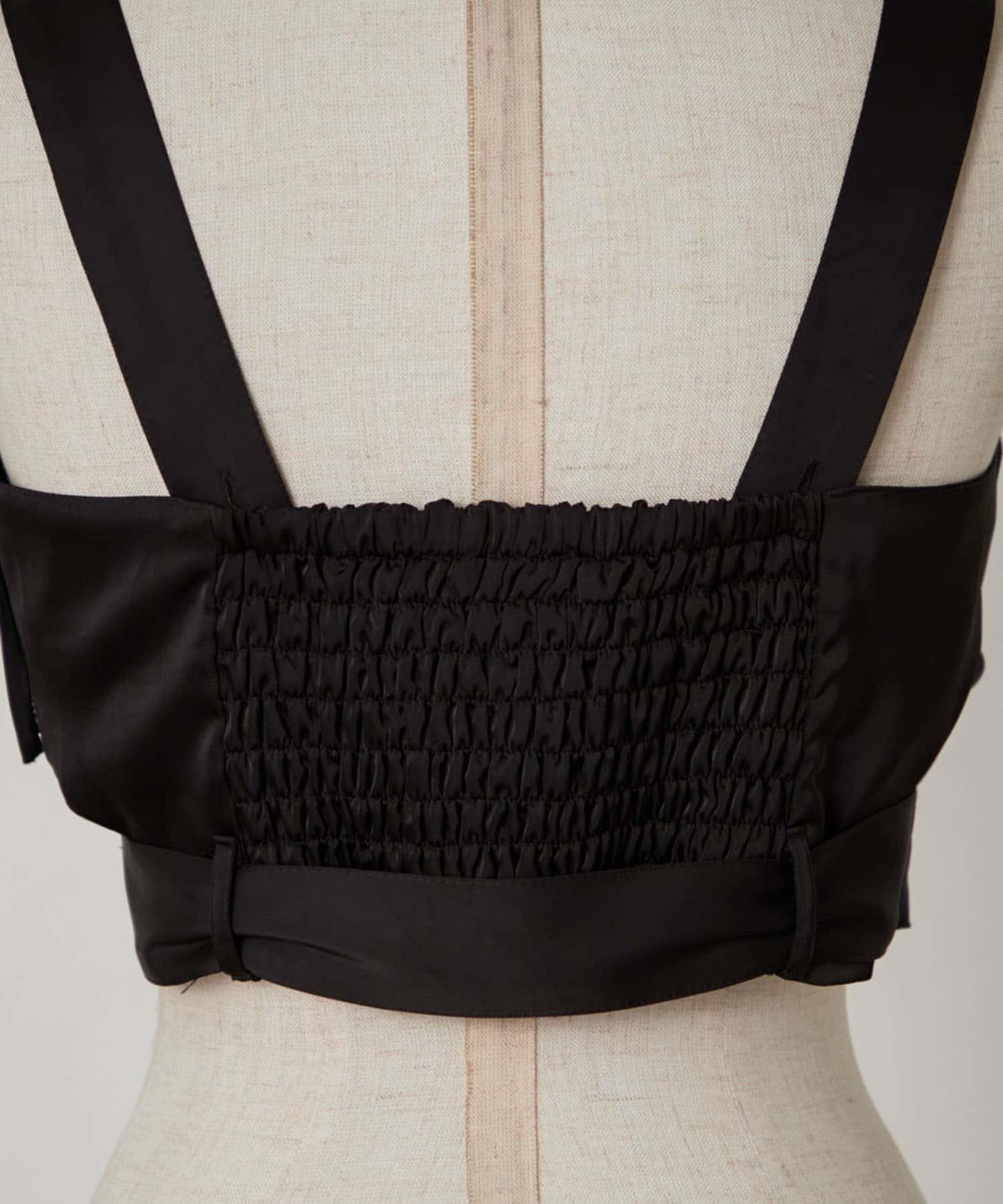 【Mavie..7】不對稱緞面背心