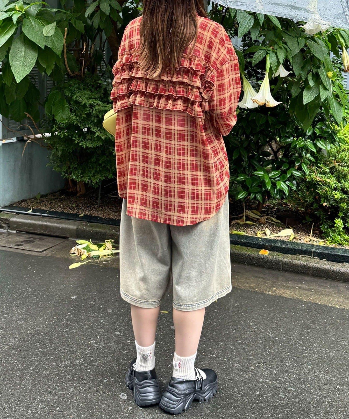 荷葉邊拼接上衣