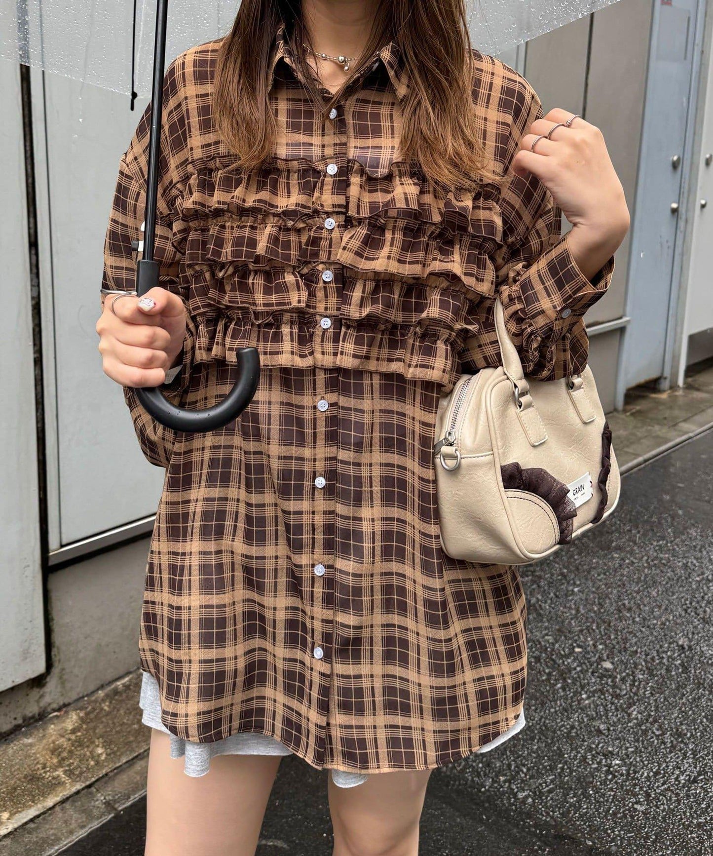 荷葉邊拼接上衣